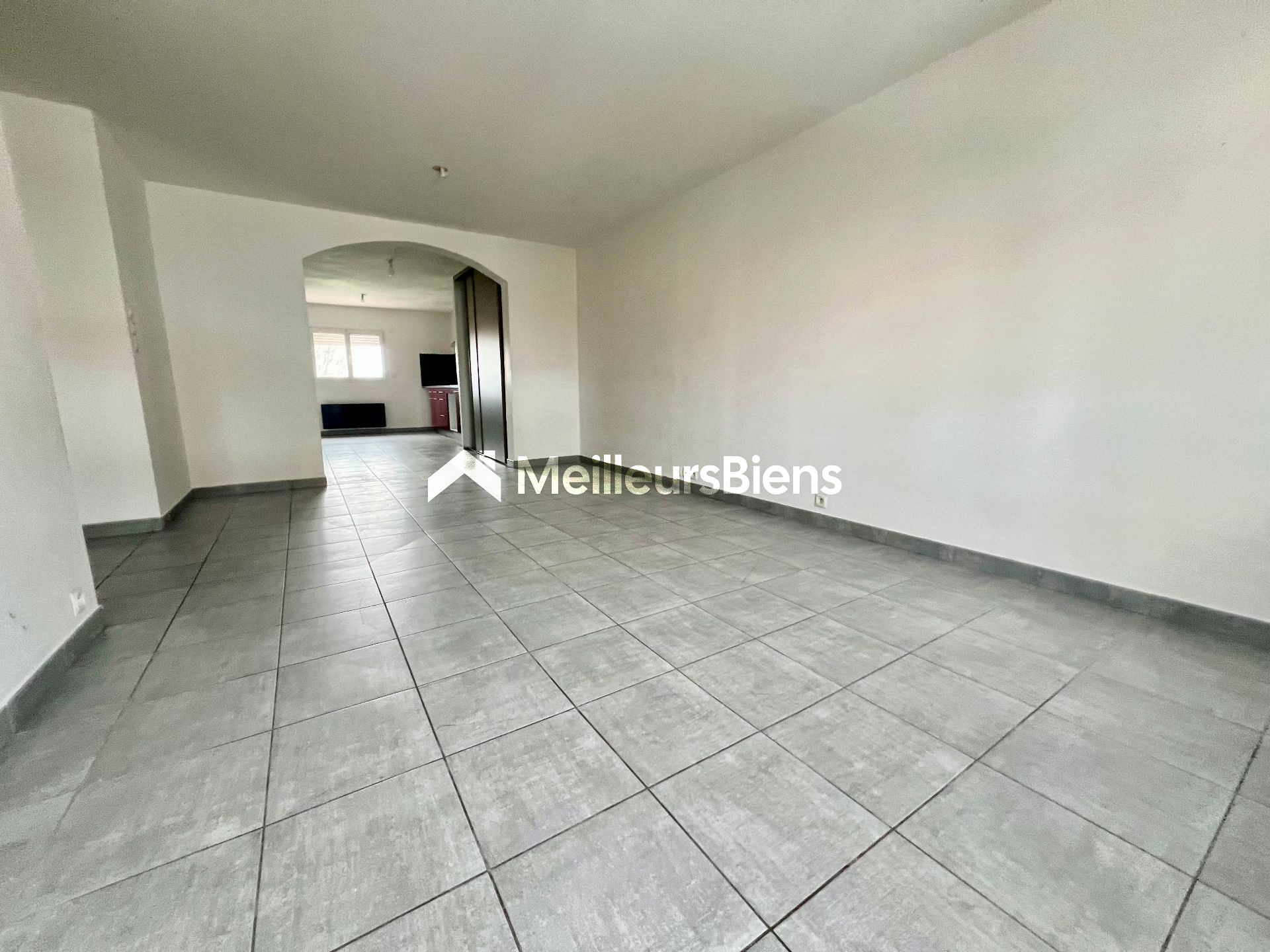 A LOUER T3 70 m2, neuf avec garage 720€/mois