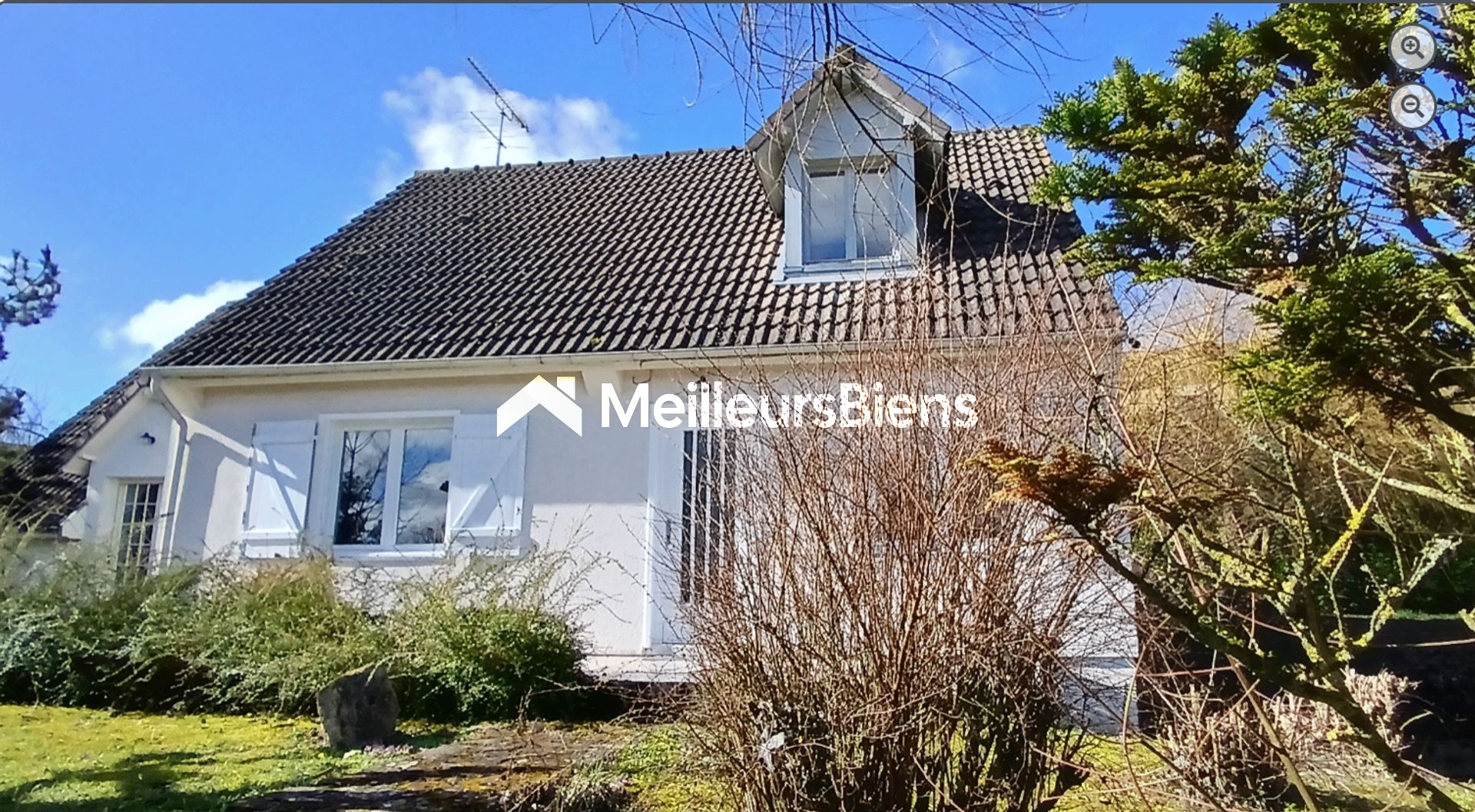 Grand pavillon 160m sur 1210m²