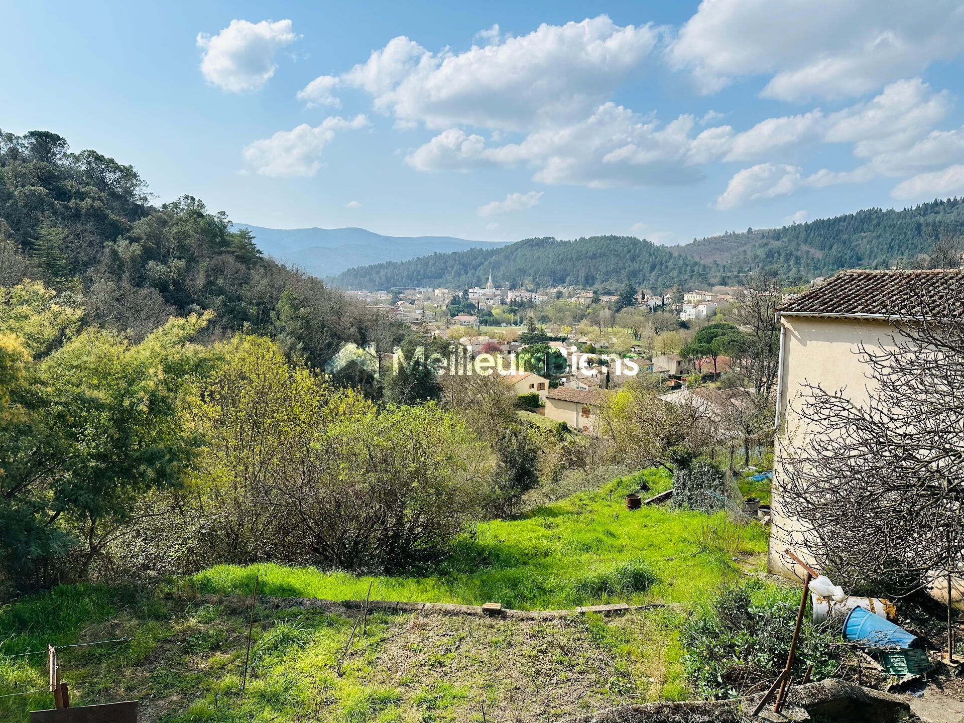 Terrain à bâtir de 1019m² avec belle vue dégagée