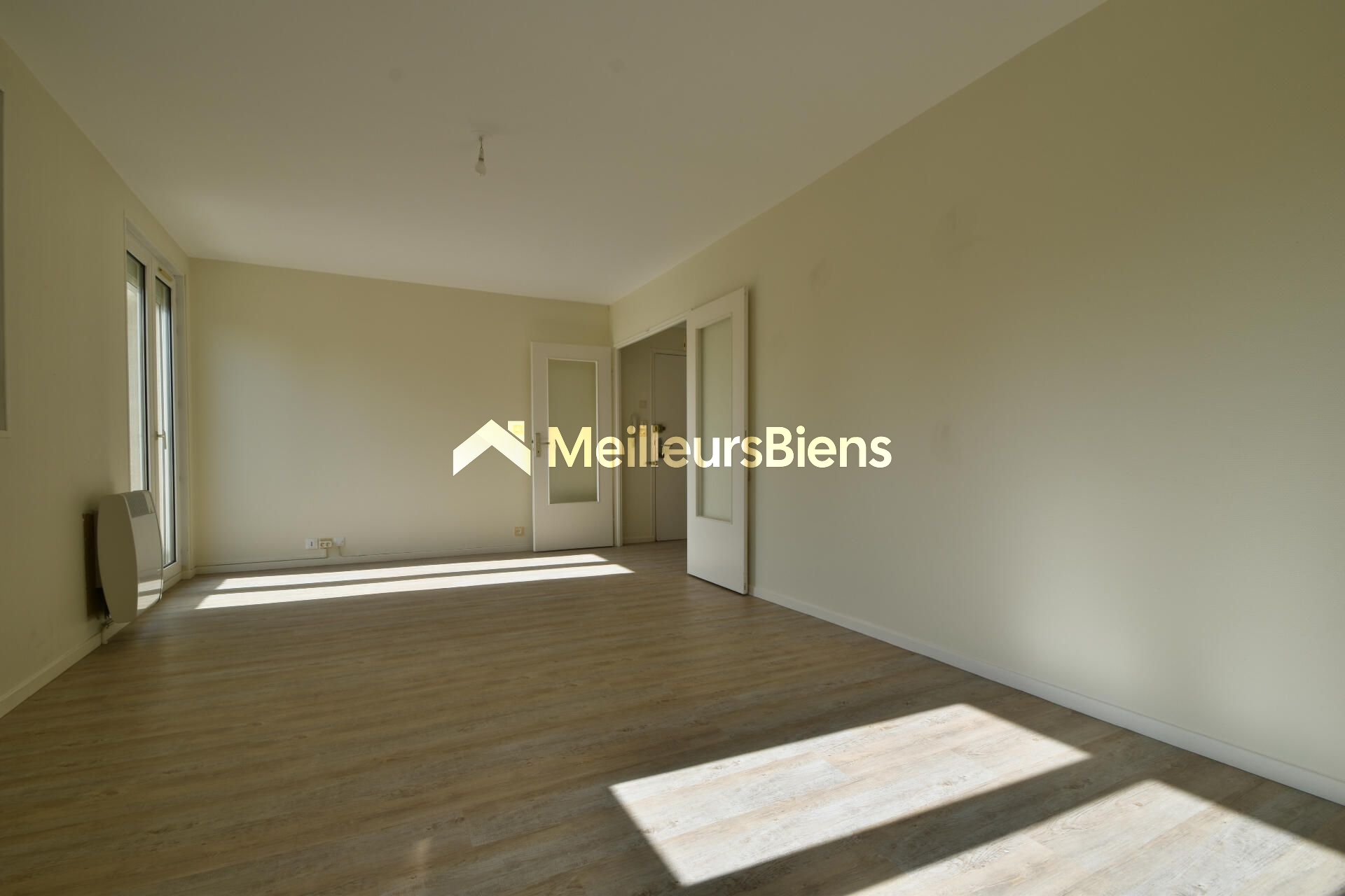 APPARTMENT T5 82 M²