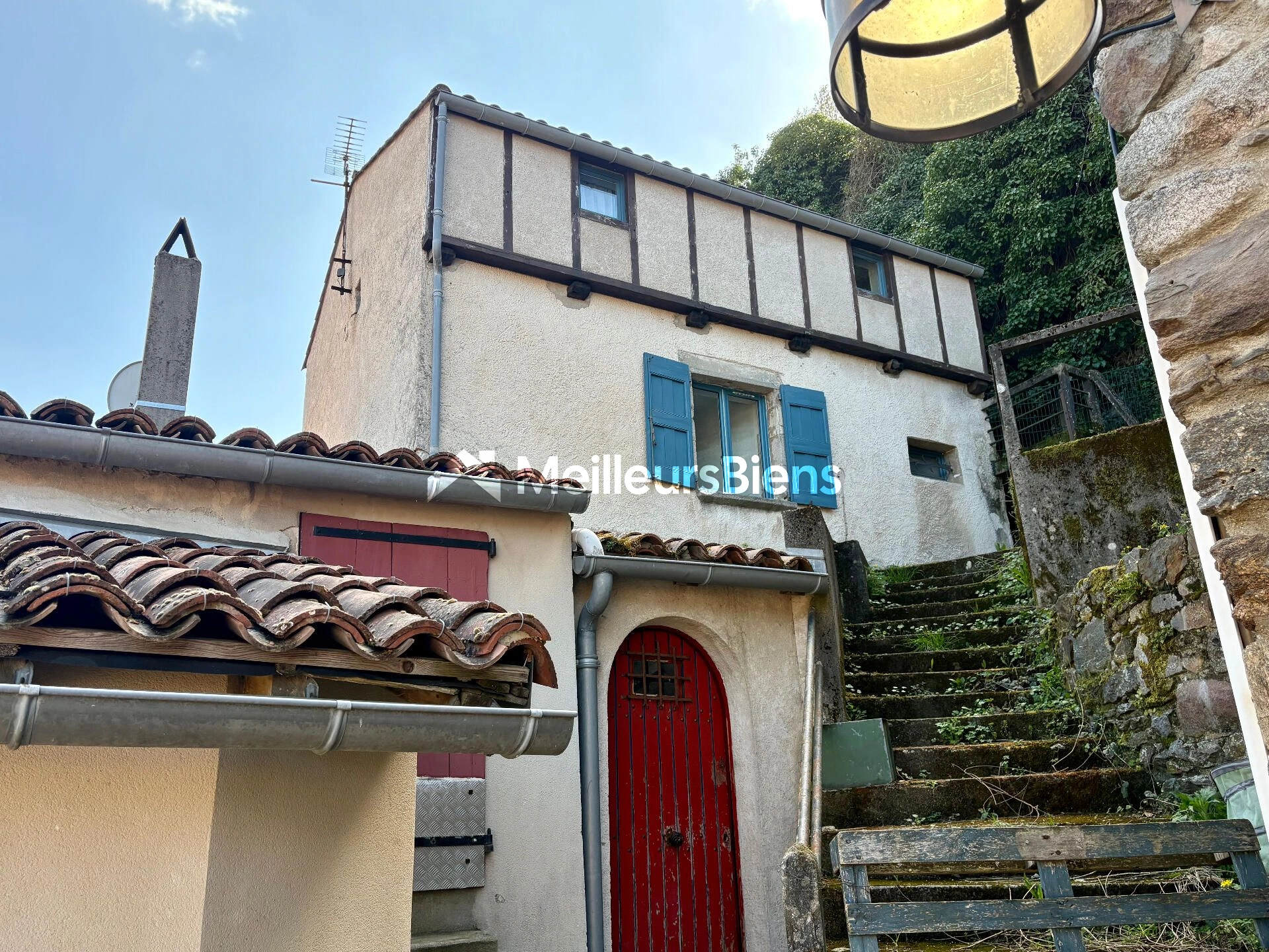 Maison de caractère en pierre avec terrasses et vue Montagne Noire