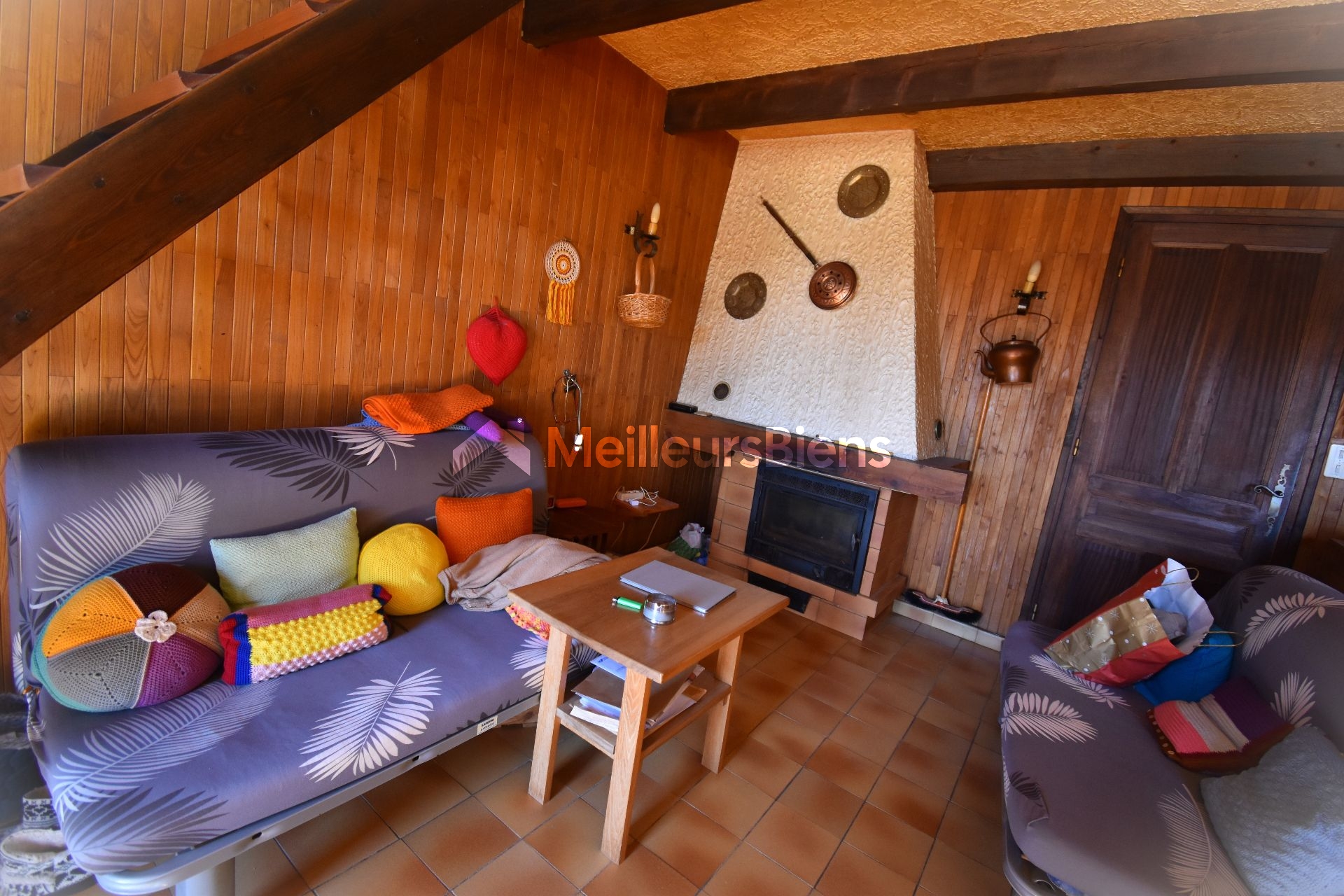 Maison ensoleillée sur les hauteurs de Plampinet – 3 chambres, jardin, garage et cadre alpin exceptionnel