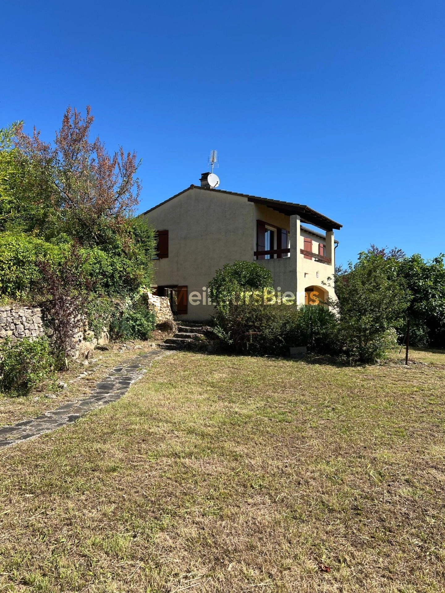 Exclusivité : Ardèche/Les Vans  : Maison de 80 m² avec studio indépendant de 30 m2,  terrain 779 m2