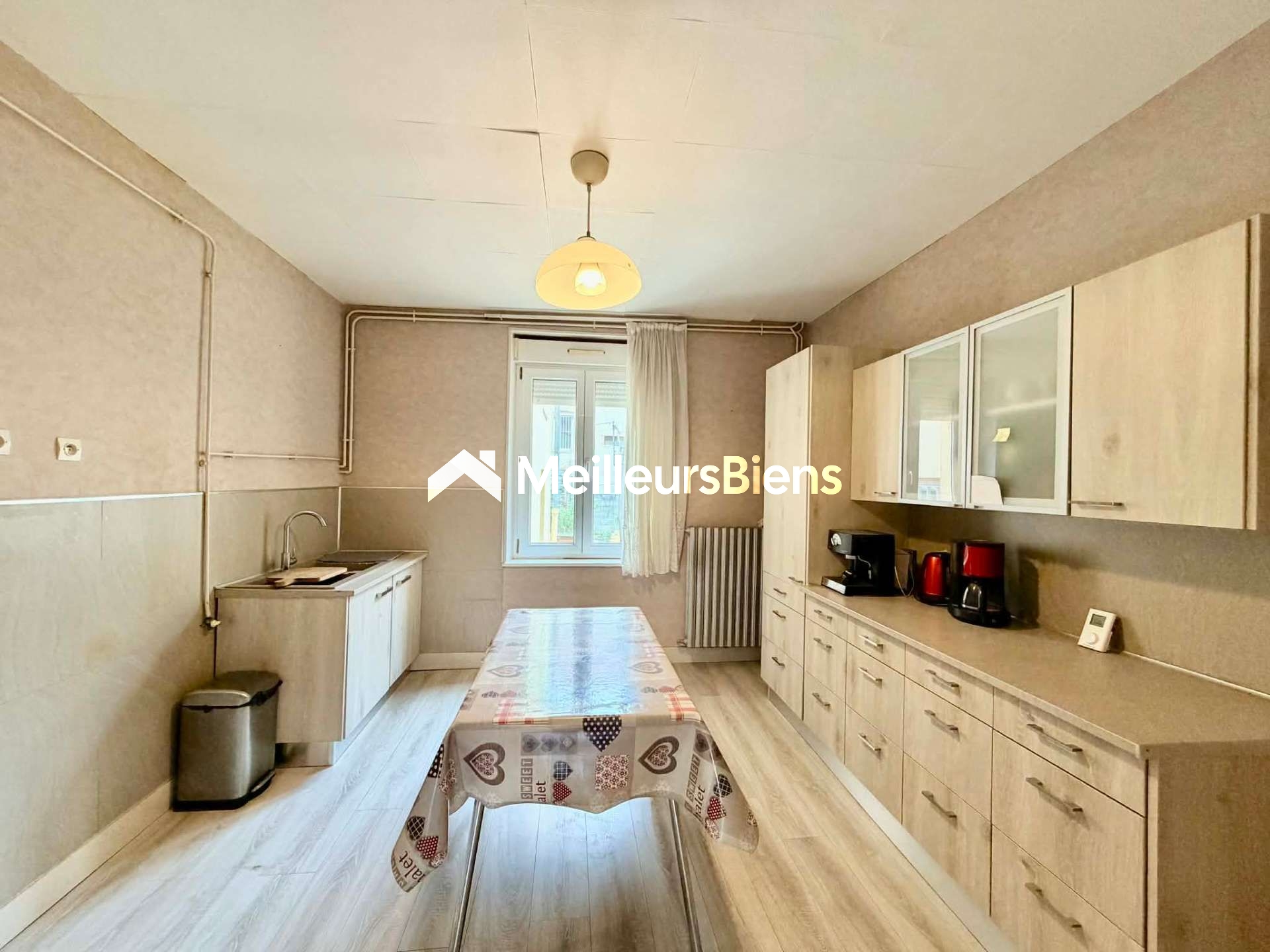 Maison ou petit immeuble mitoyen d'un côté - MAIZIERES-LES-METZ