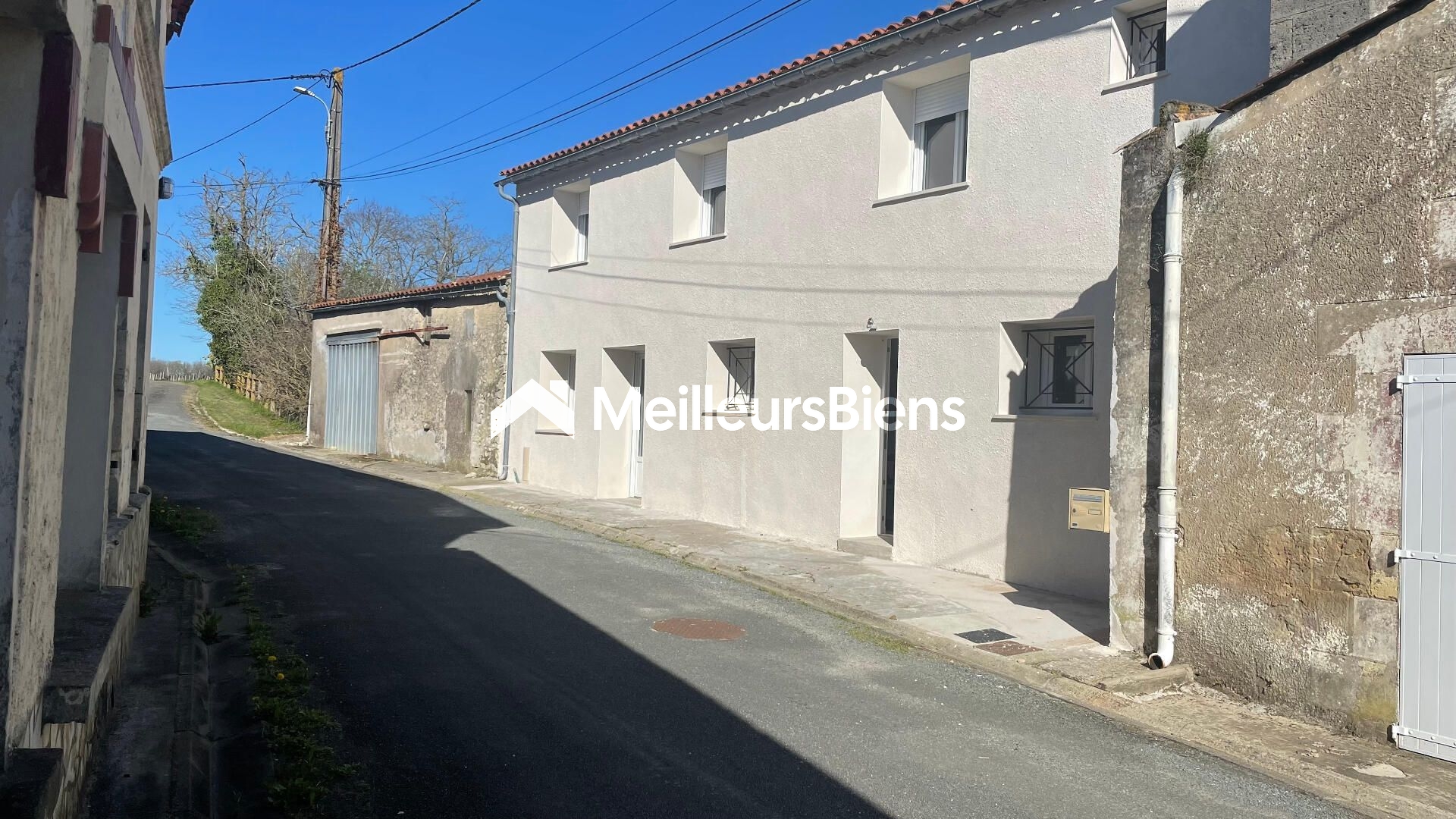 Maison de bourg 120 m2 avec grand garage