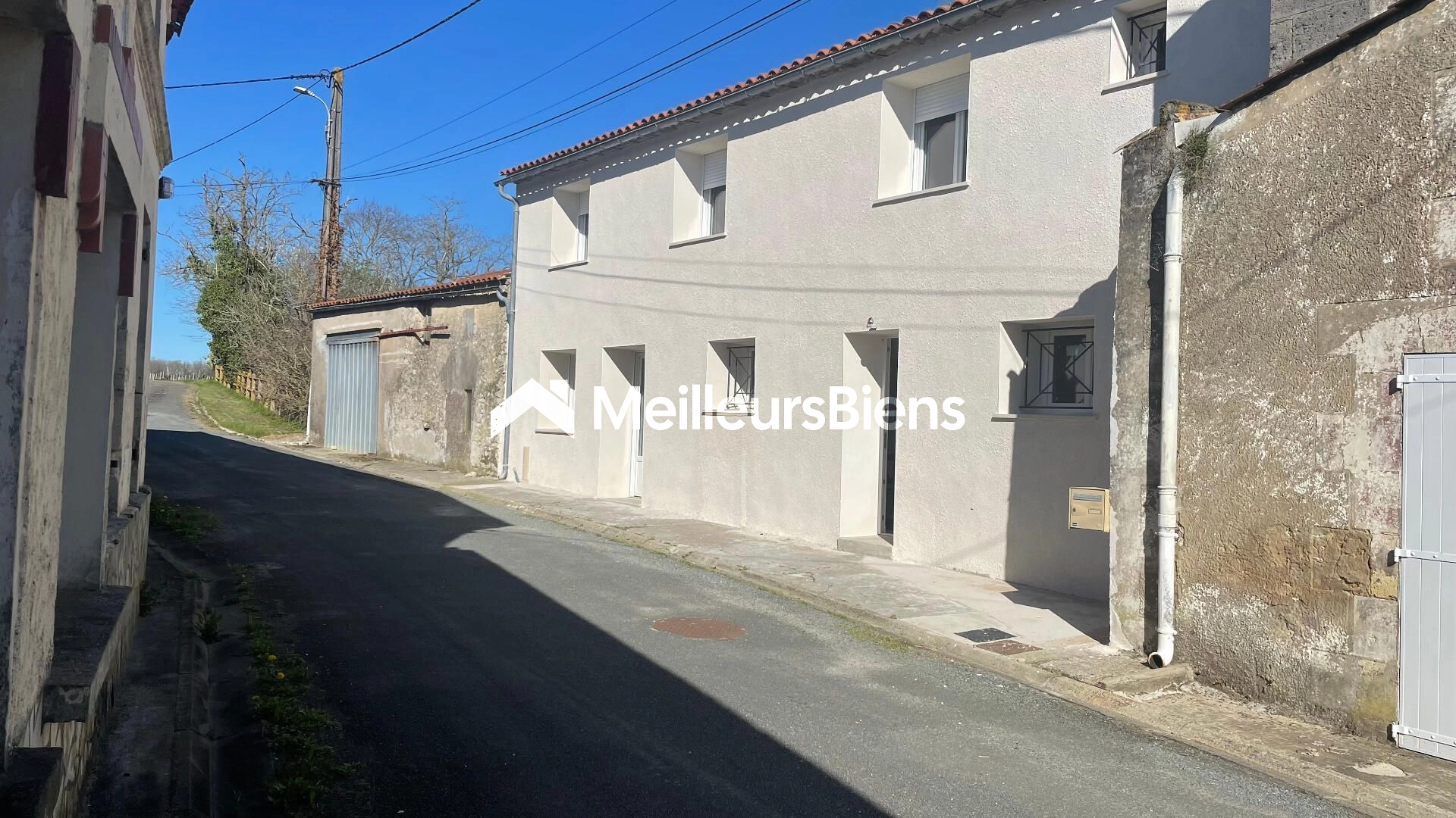 Maison de bourg 120 m2 avec grand garage