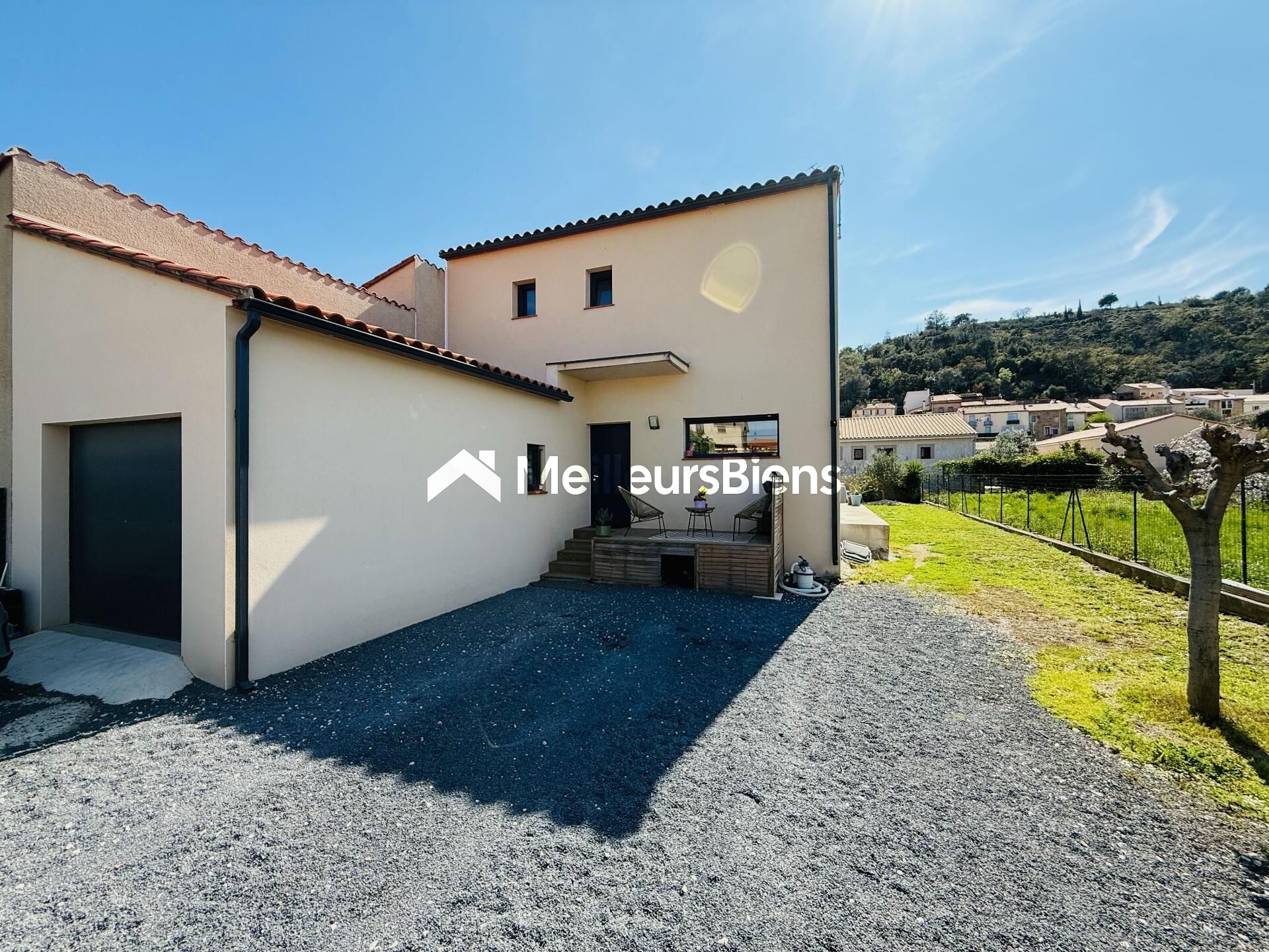 VILLA T5 NORMES RT2012 AVEC GARAGE