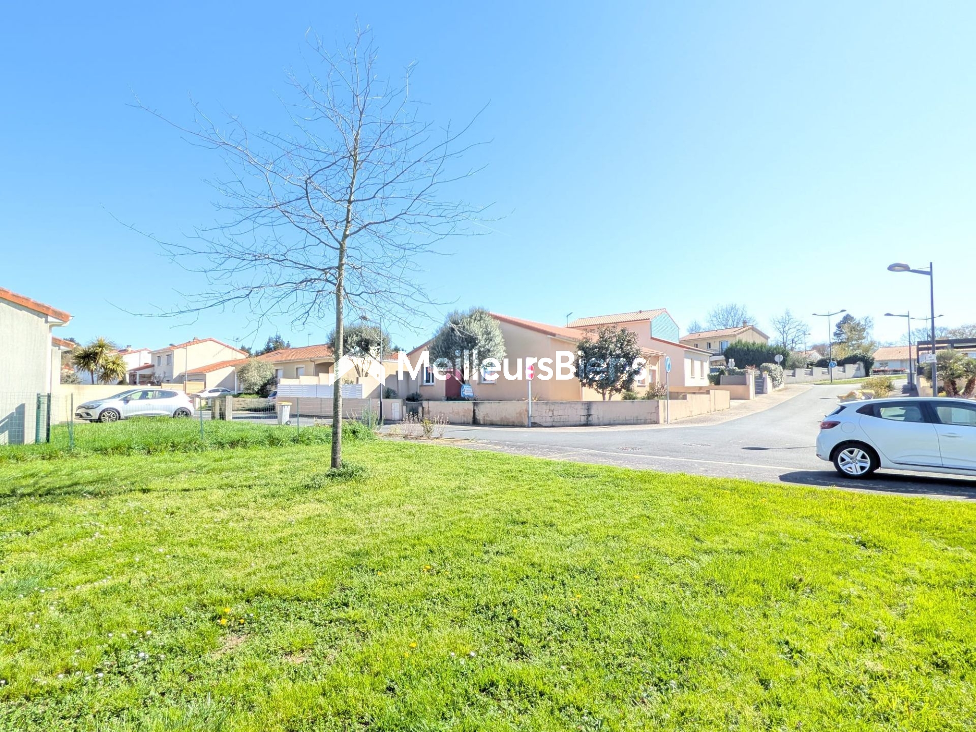 CHOLET RESIDENTIEL, BELLE MAISON PLAIN PIED avec 4 CHAMBRES