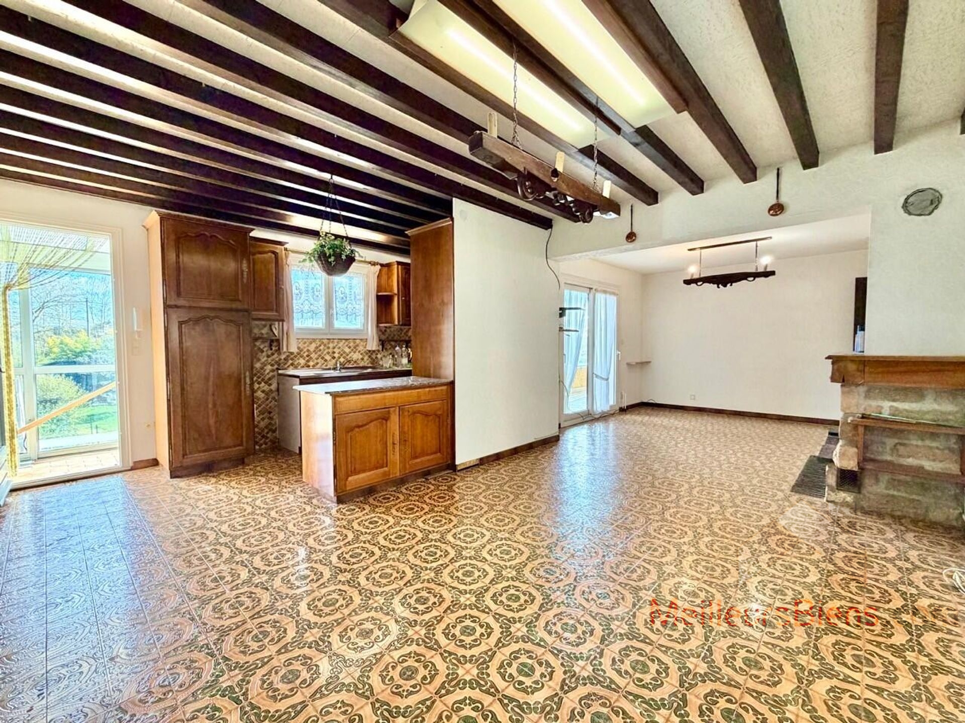 Maison de 236 m2 avec 2 logements, jardin et atelier
