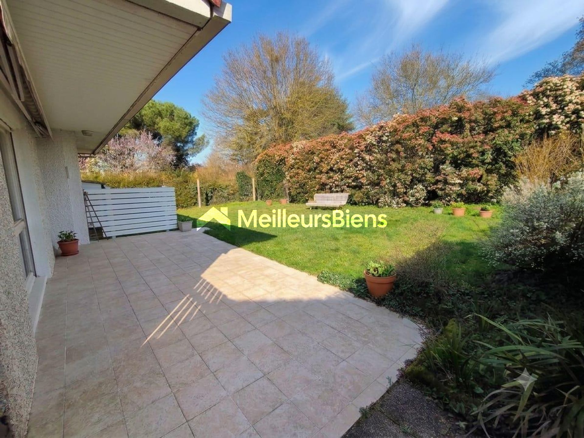 CHOLET, JOLIE MAISON SANS MITOYENNETÉ, SOUS-SOL TOTAL