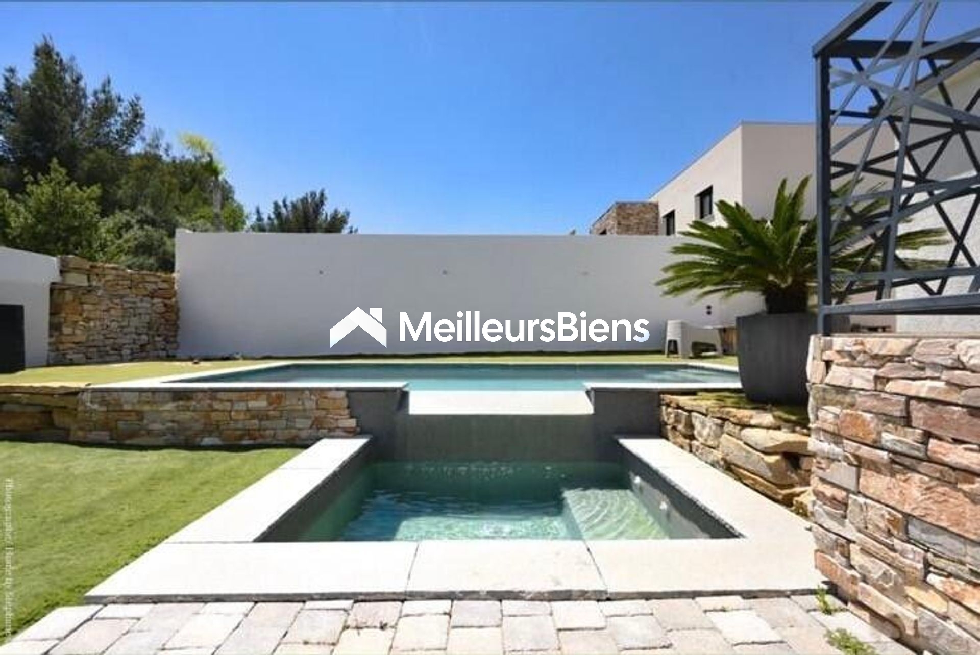 Villa T4 - Piscine - Terrasse - Dépendance
