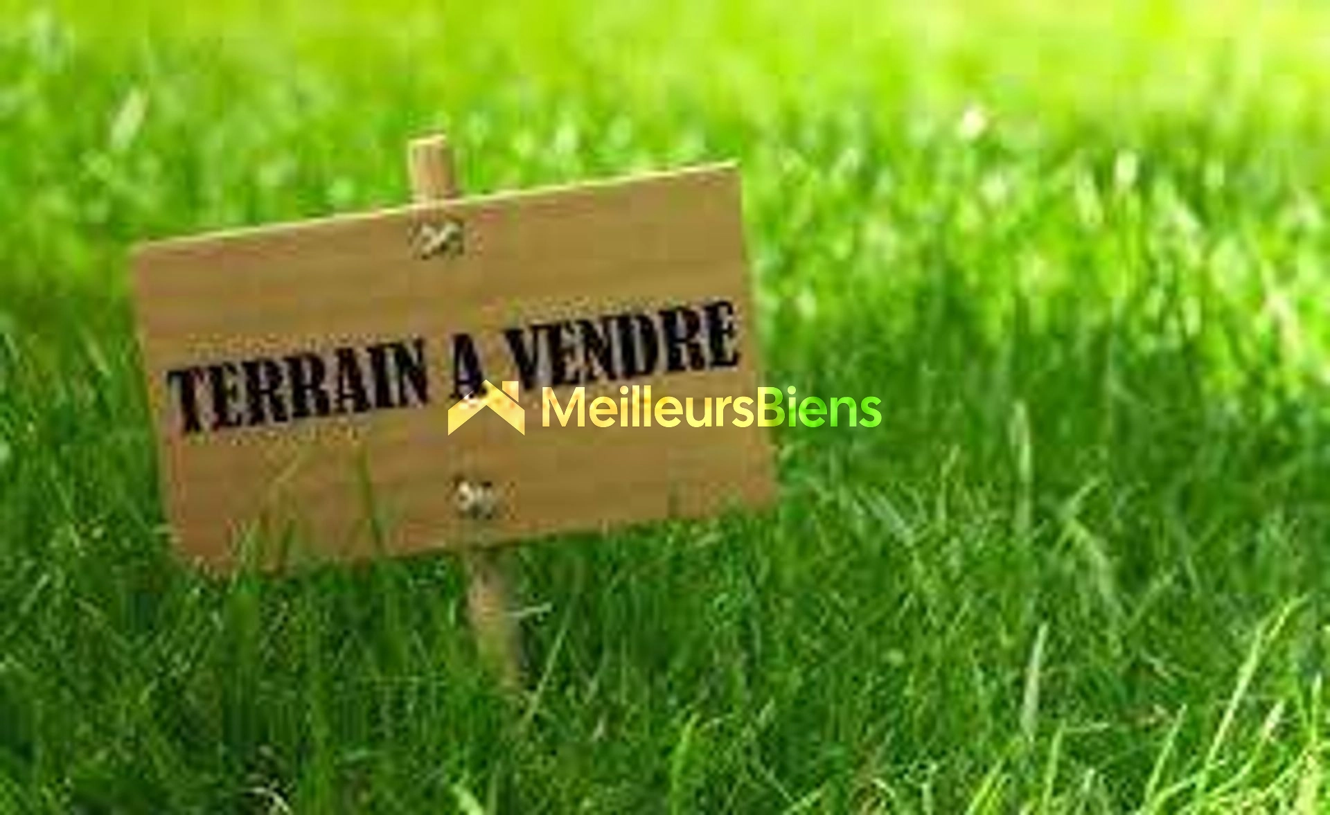 Terrain de 22,67 ares dont 10,08 ares constructibles.