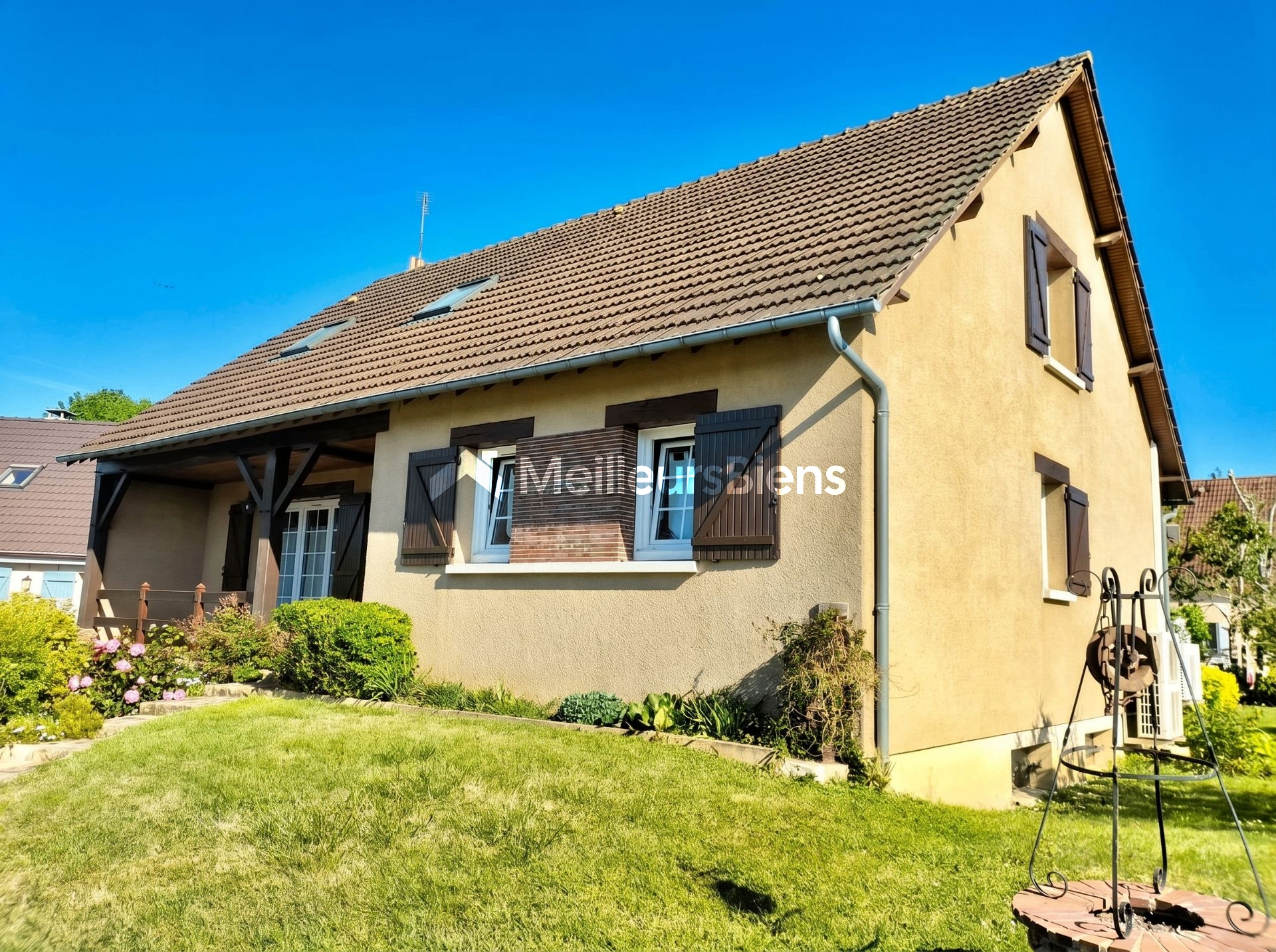 Maison familiale rénovée 4 chambres – 142 m² – Jardin – Sous-sol complet - Bonneval (28800)
