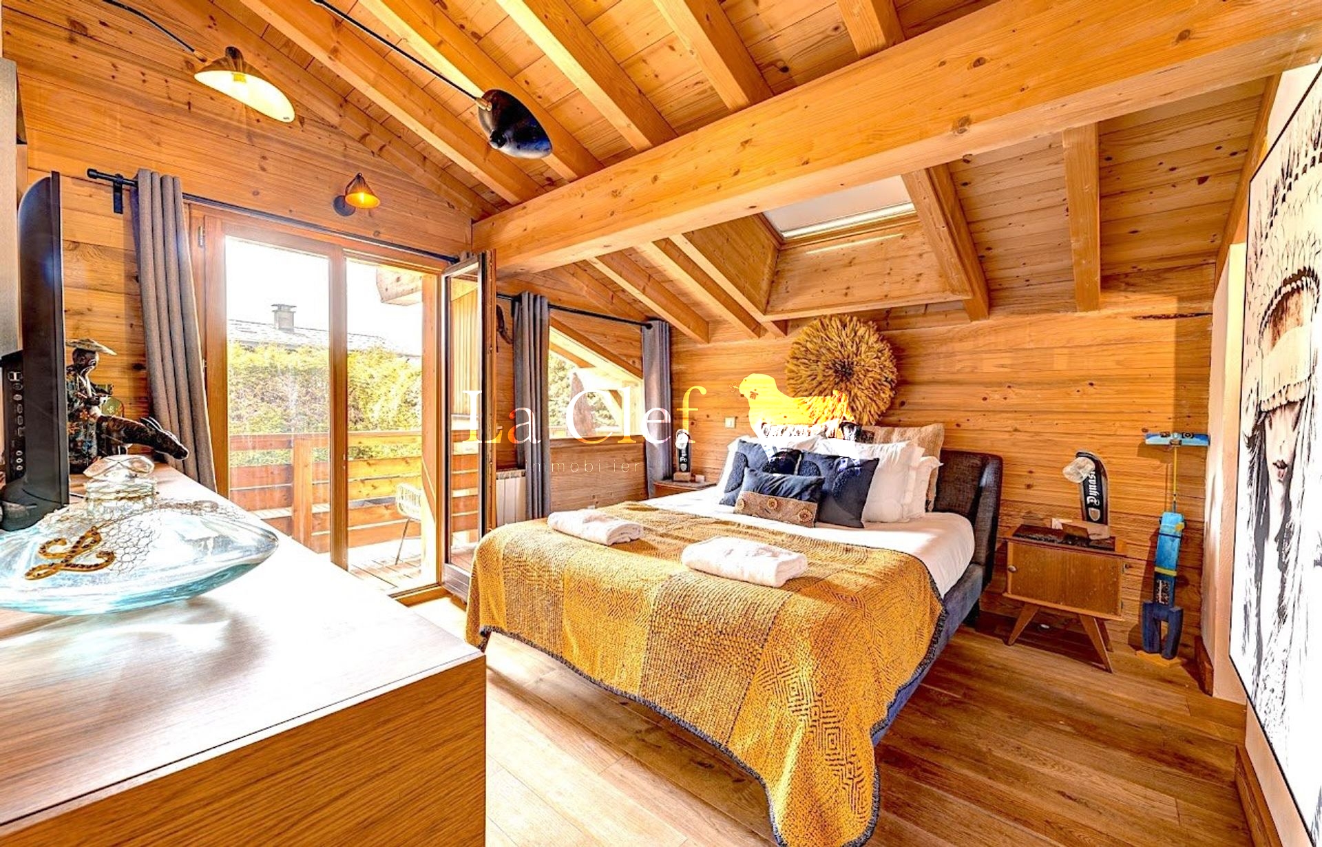 Chamonix-Mont-Blanc – Chalet de prestige 160 m² sur terrain de 900 m² avec garage et parking