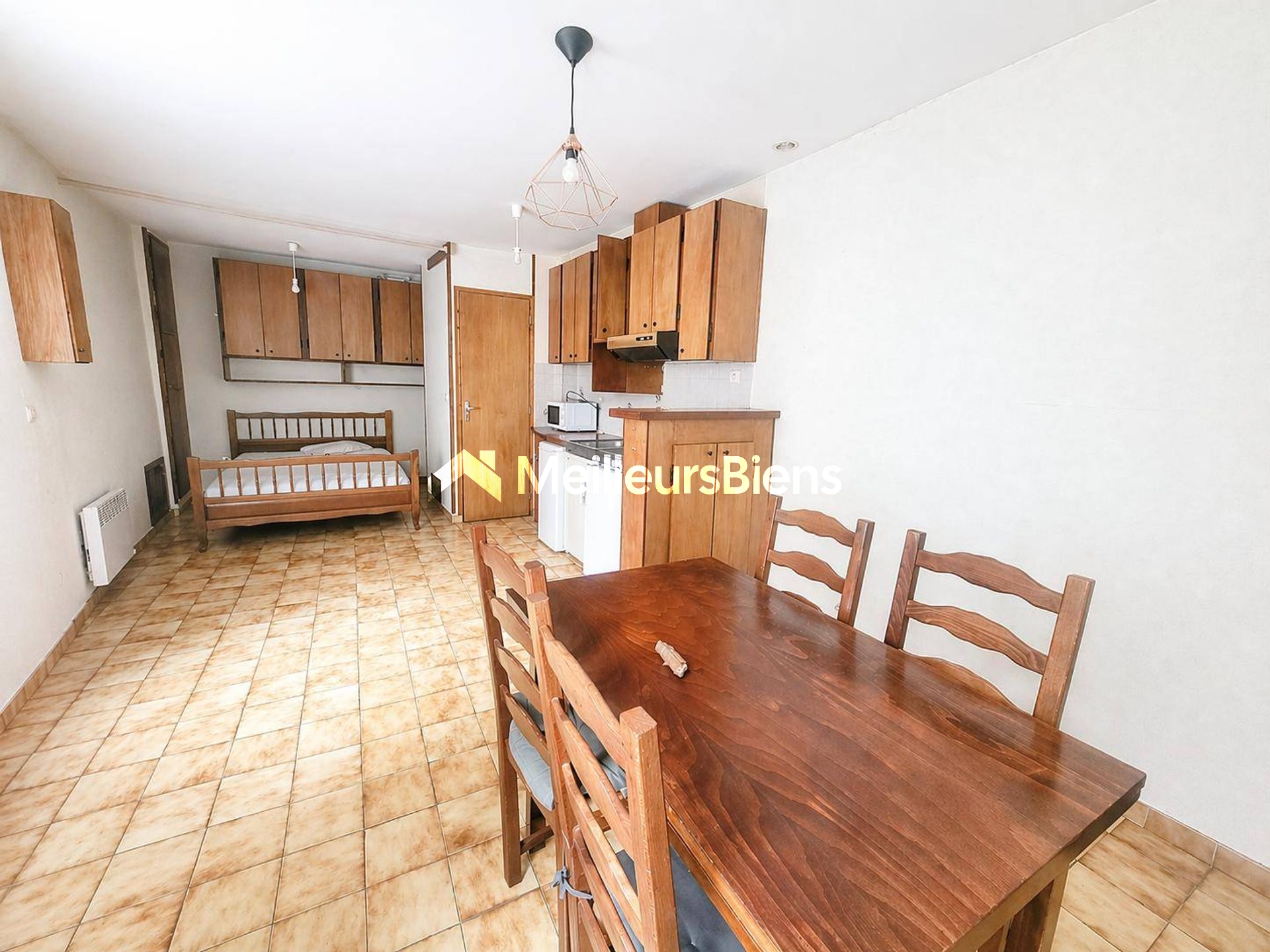 Exclusivité. Paris 3e – Rue au Maire | Studio 24 m² lumineux au calme sur cour