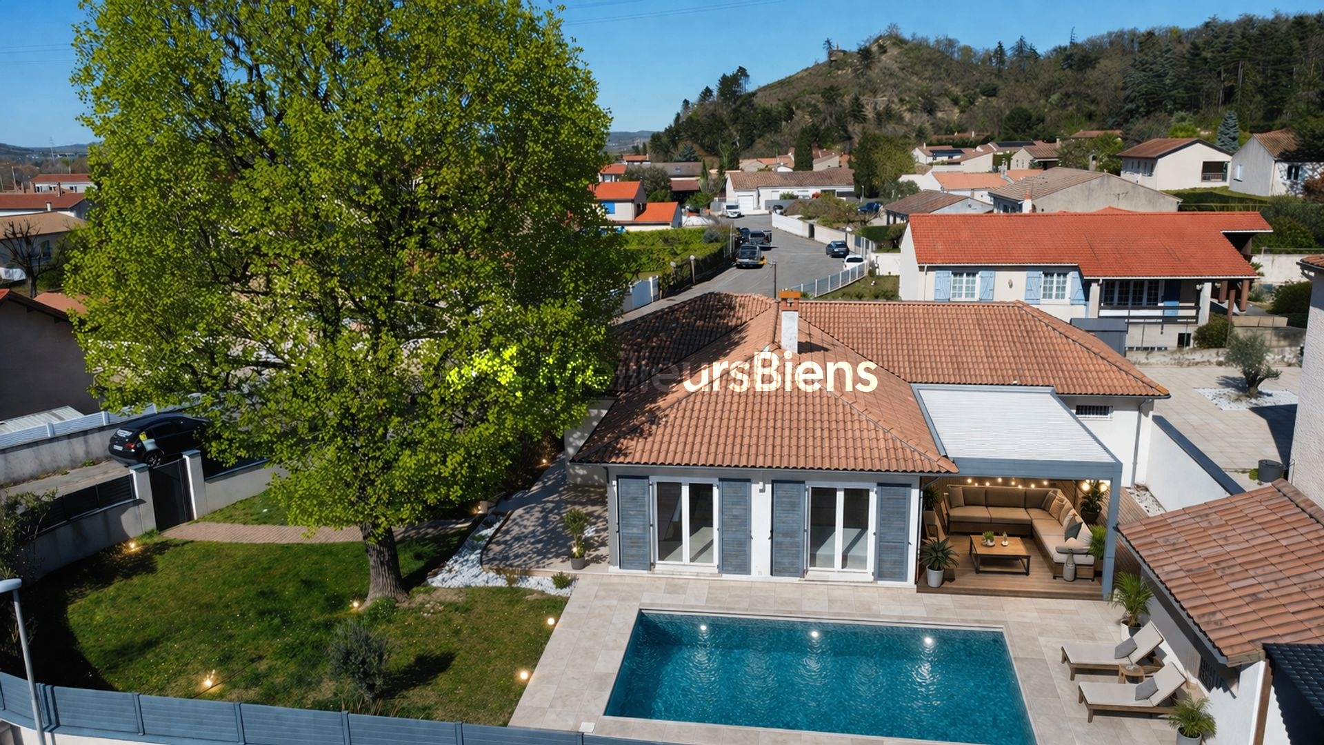 Maison individuelle avec piscine