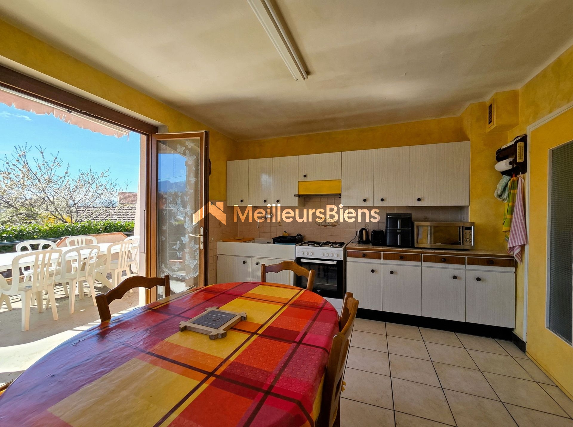 Maison individuelle avec terrain constructible