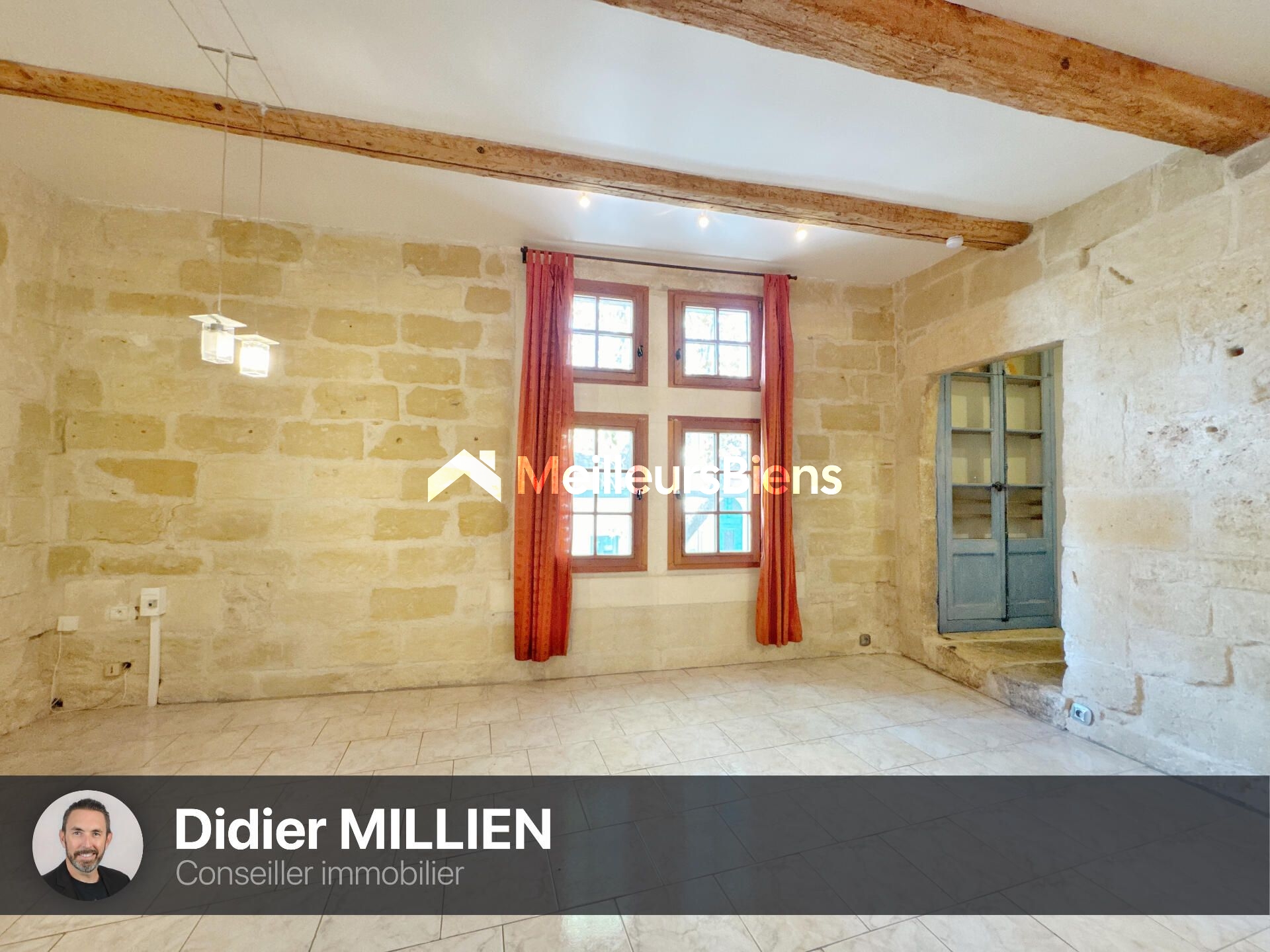 Maison de village de caractère du XVIe siècle, 4 pièces avec garage à Loupian