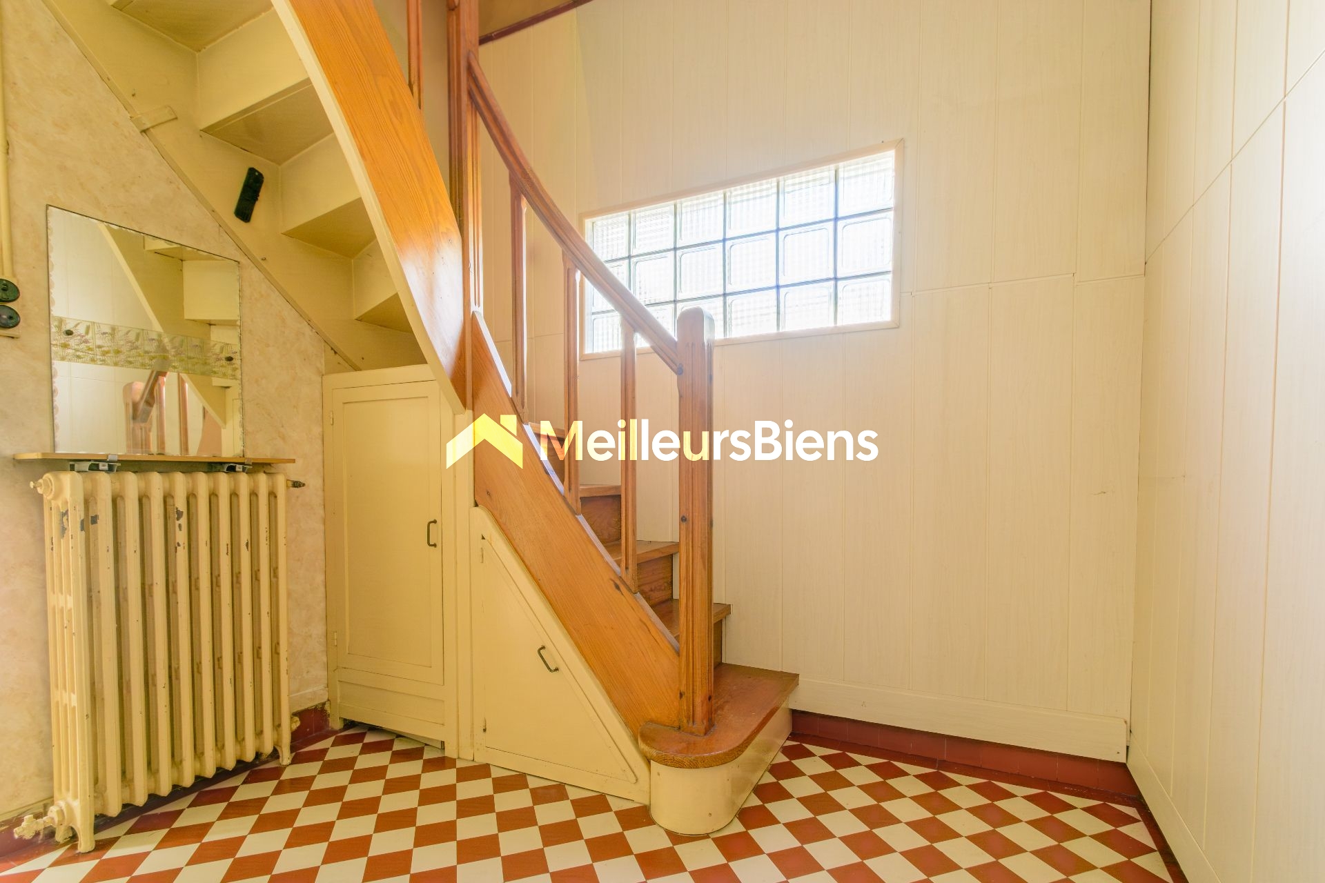 Maison non mitoyenne 98m2 avec atelier 72m2 -Terrain -Mérignac Arlac