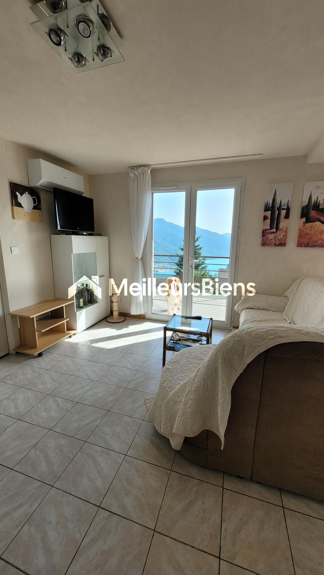 Grande maison avec vue exceptionnelle sur le Lac de Serre-Ponçon