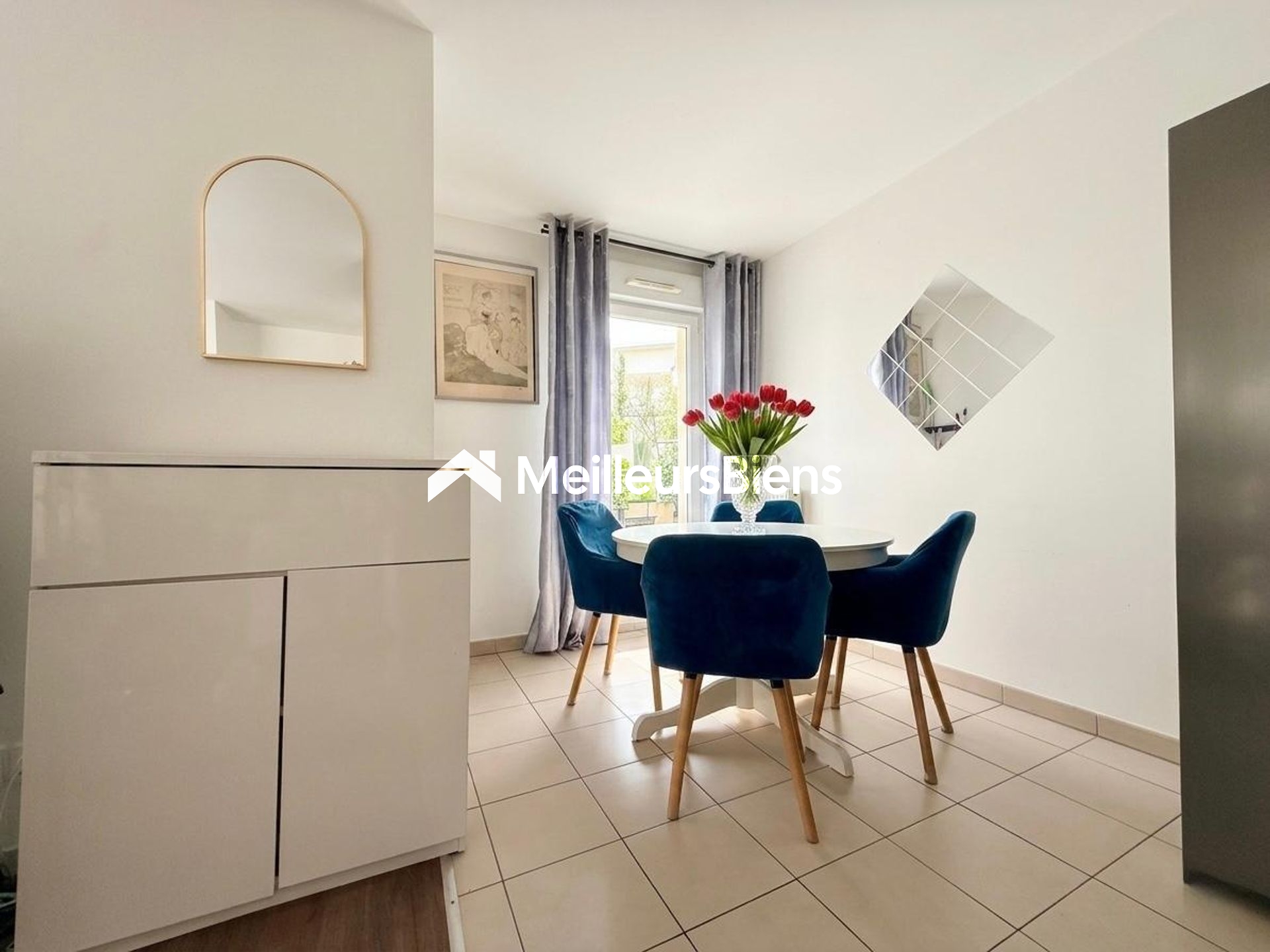 T3 RÉCENT – TERRASSE SUD-OUEST – PARKING BOXABLE – GARE PIED D'IMMEUBLE