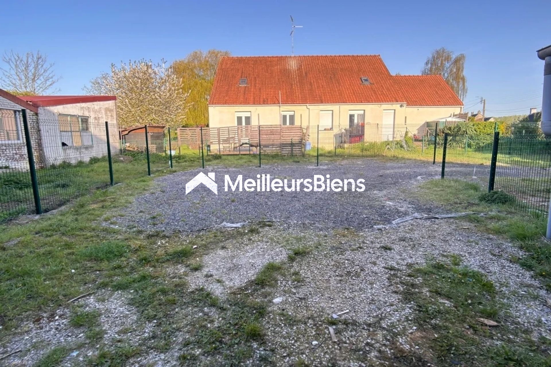 MAISON À RENOVER