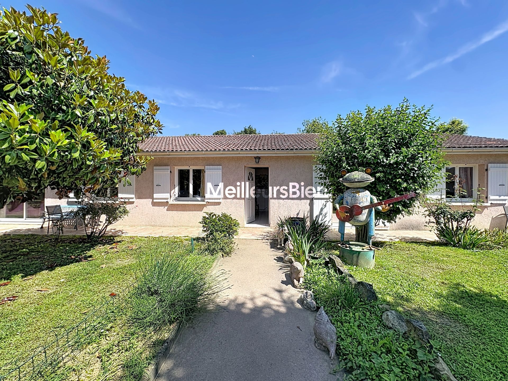 Maison de 150m² edifiée sur un terrain de 1500m²