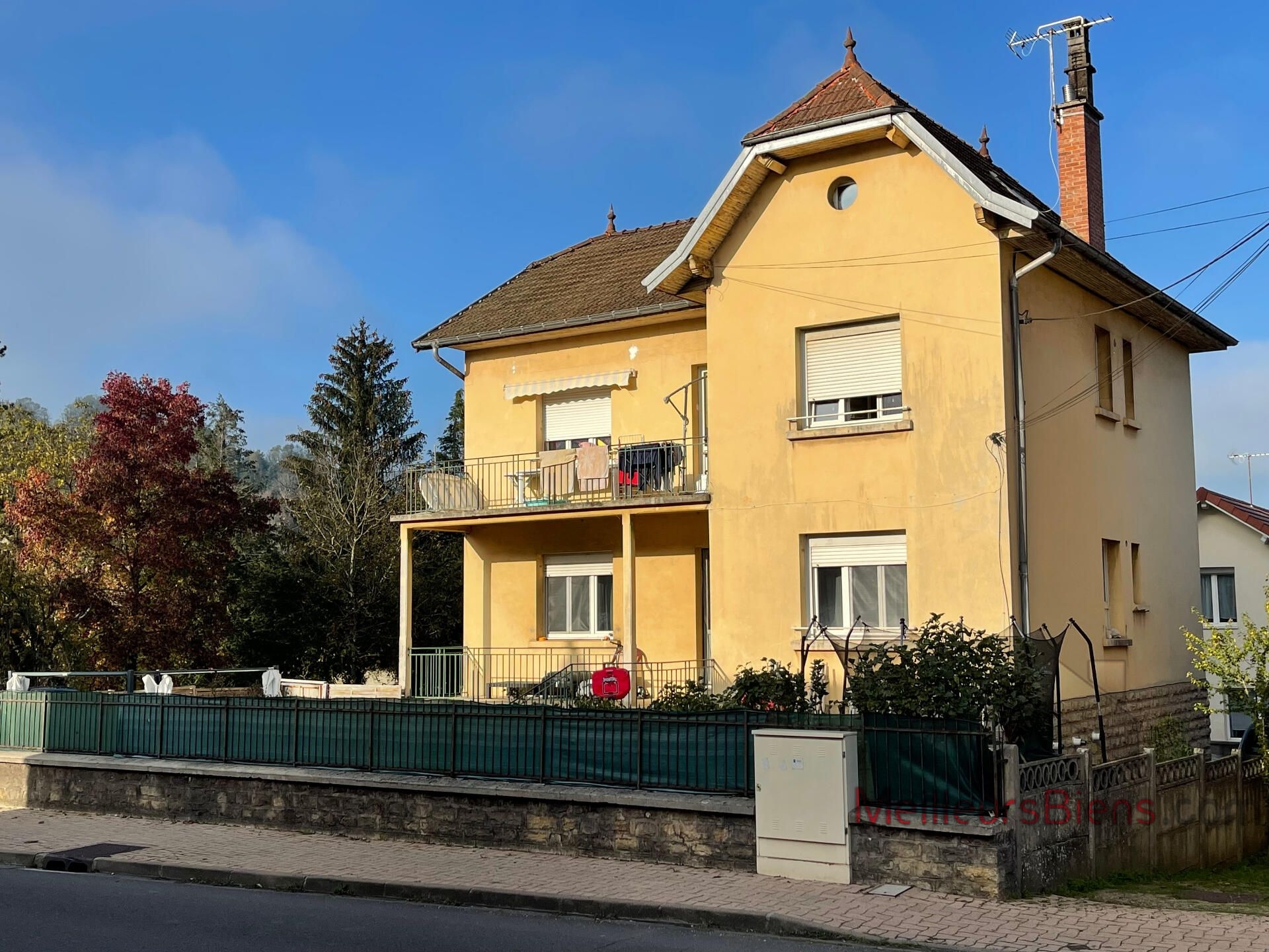 Immeuble à Montmorot - 4 appartements - Proches commodités