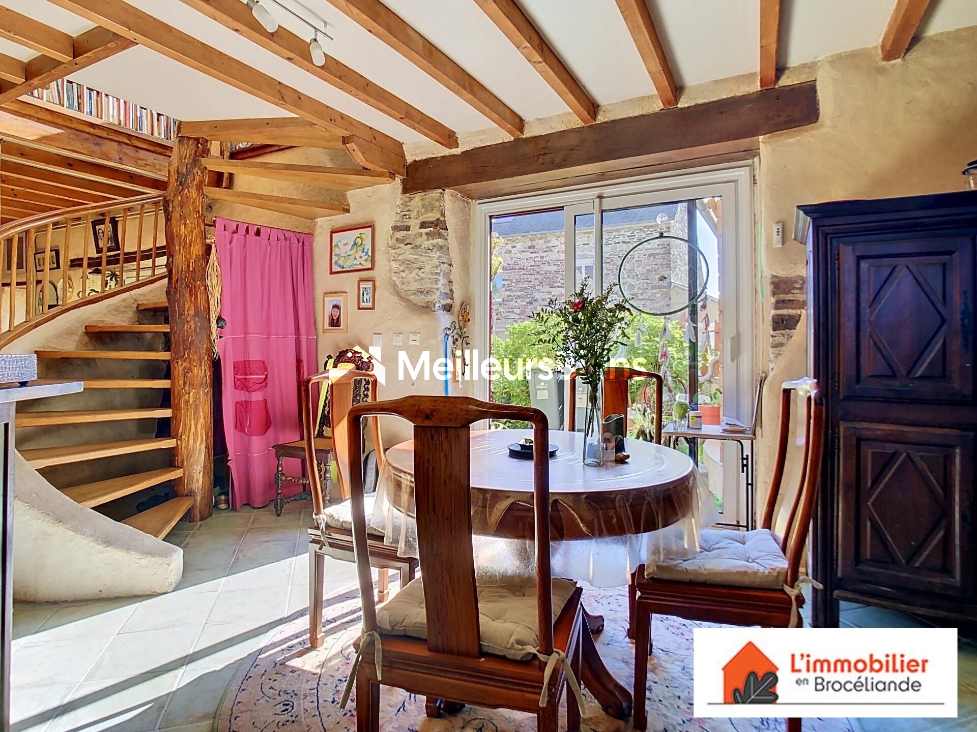 Belle maison de bourg familiale – 5 chambres
