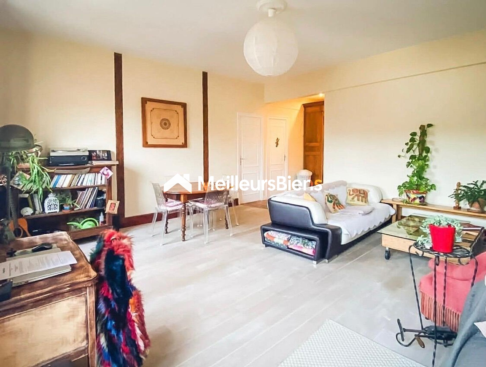 Appartement 4 pièces 86 m², avec cave et stationnement