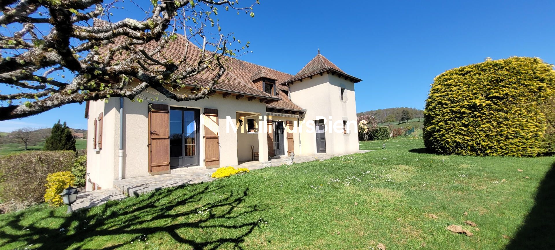 Très belle maison avec terrain