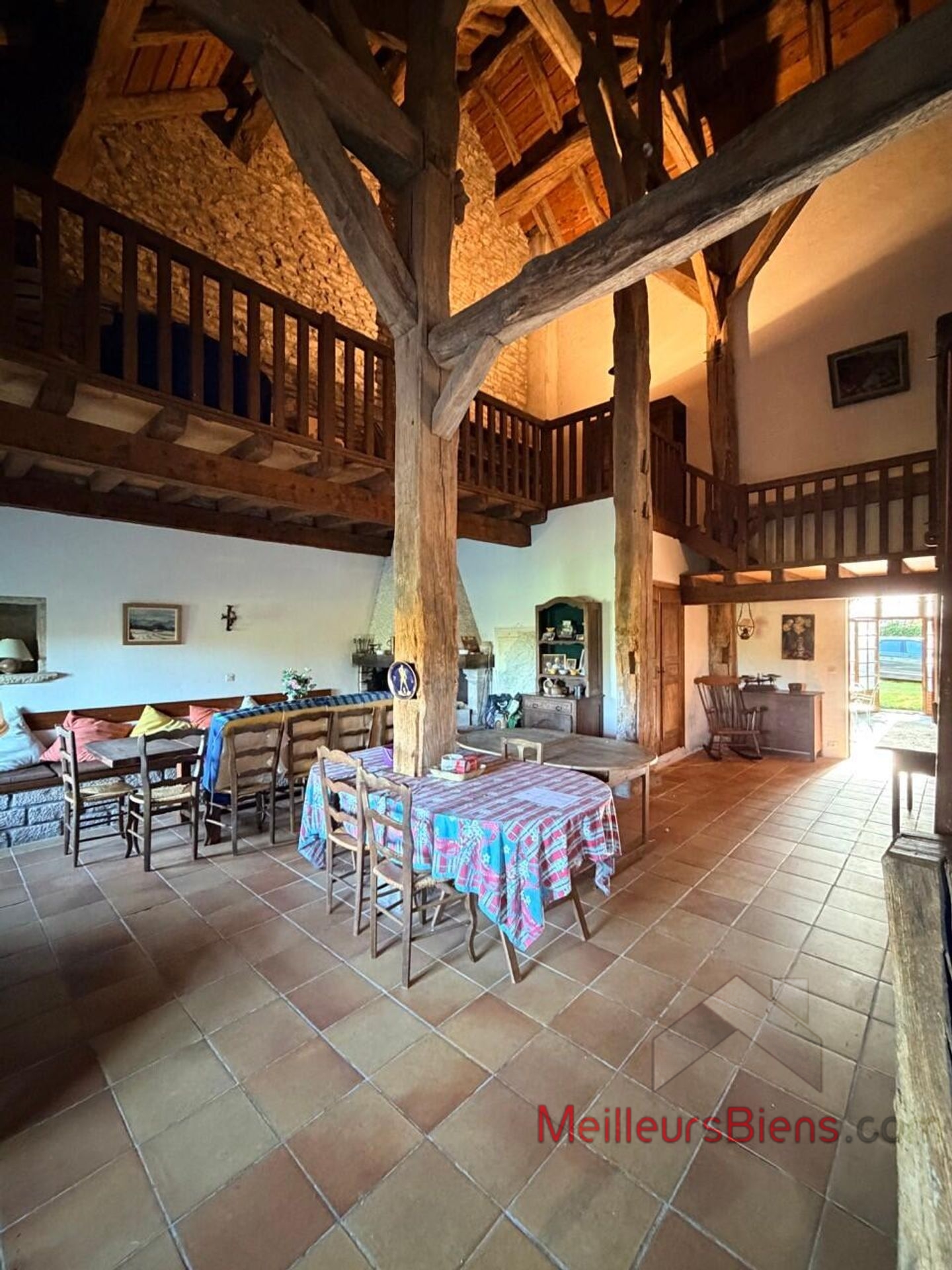 Ancienne ferme Jurassienne au calme