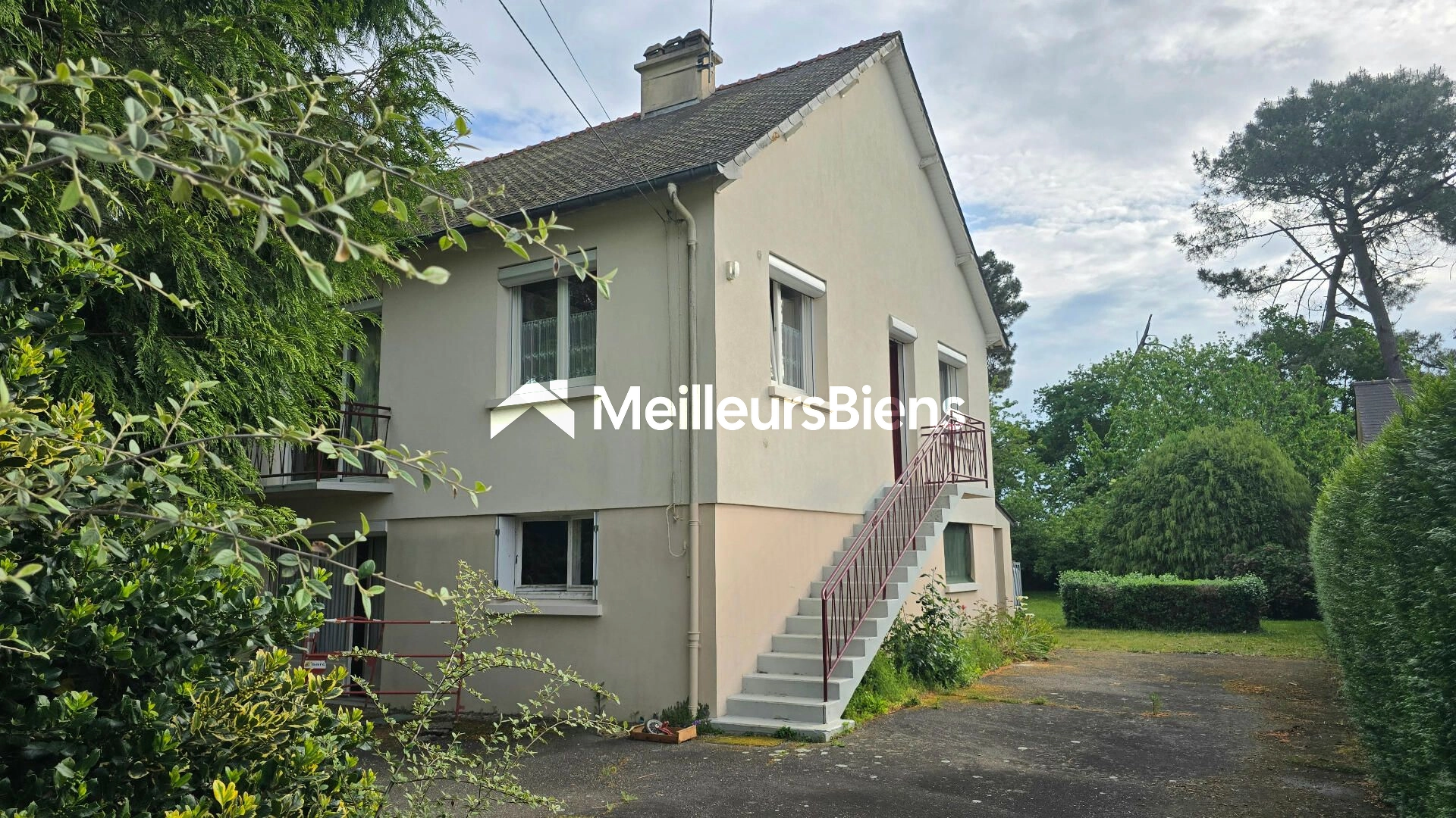 Maison d'environ 135m² , à la campagne