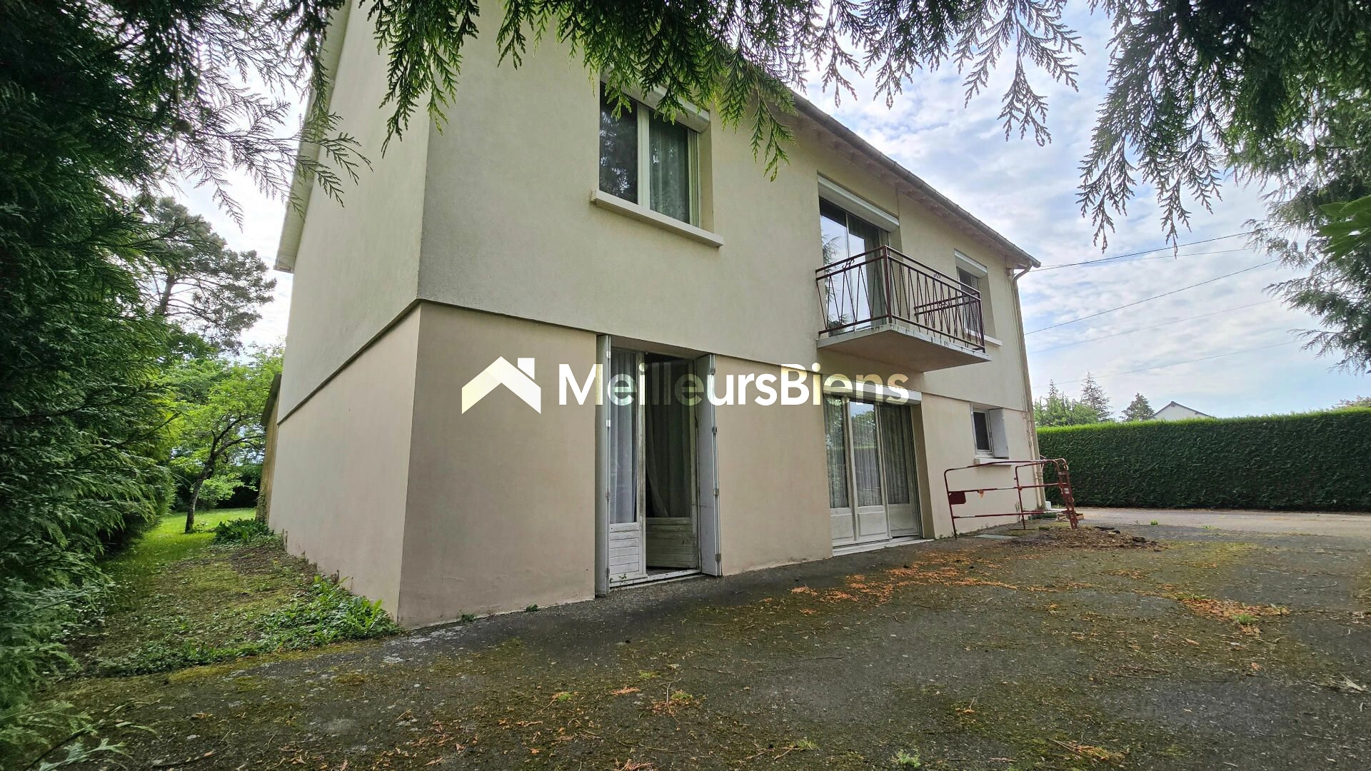 Maison d'environ 135m² , à la campagne