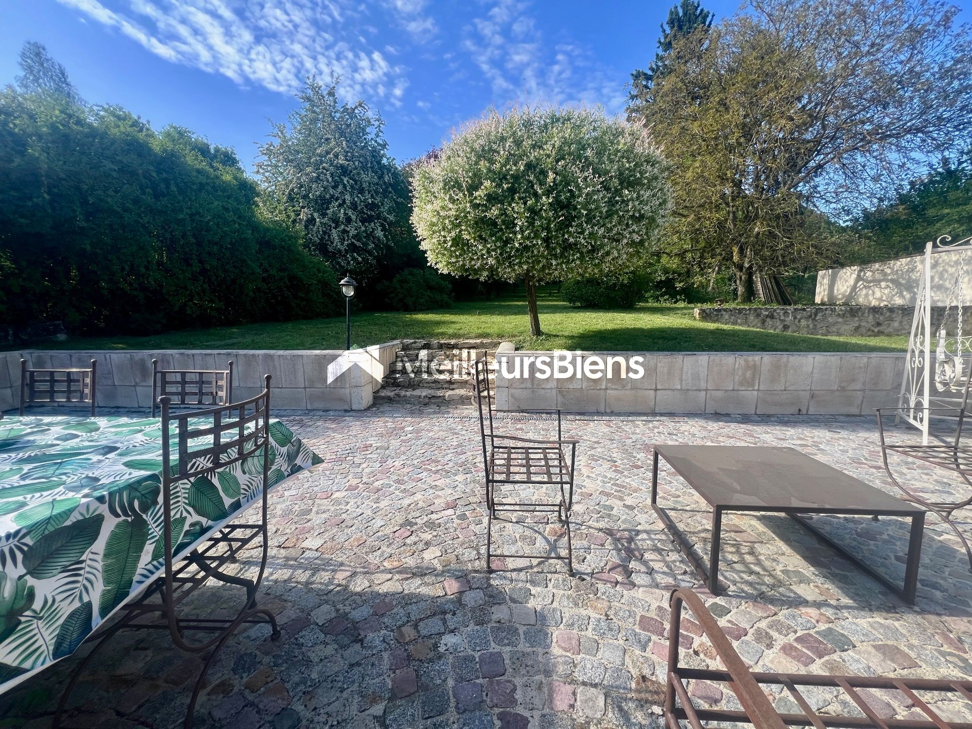 Magnifique maison rénovée avec goût et matériaux de qualité