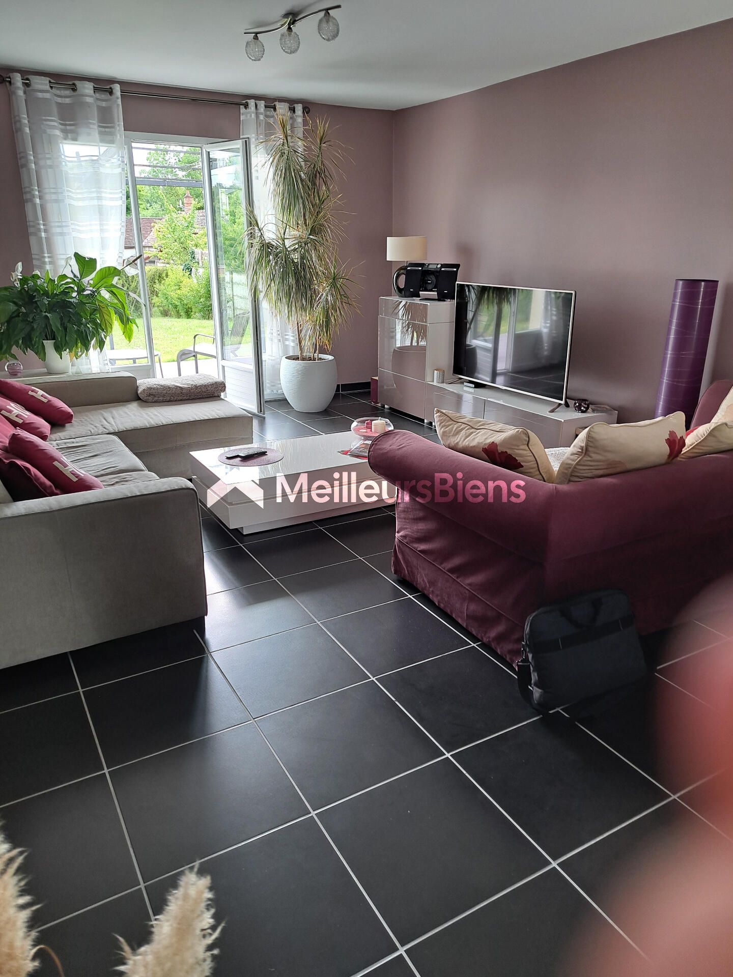 Pavillon  récent plain-pied T6 129m² sur sous-sol aménagé