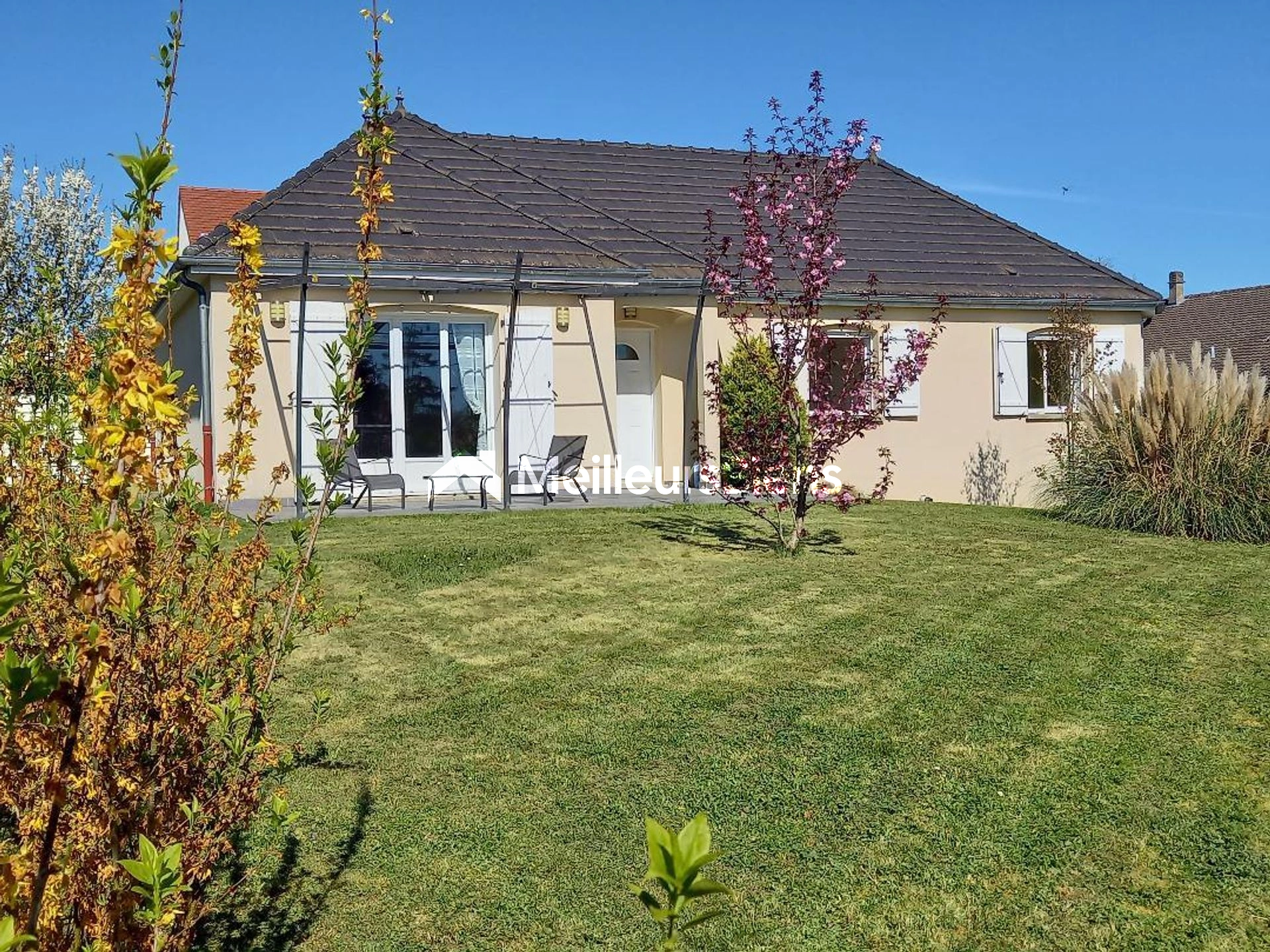 Pavillon  récent plain-pied T6 129m² sur sous-sol aménagé