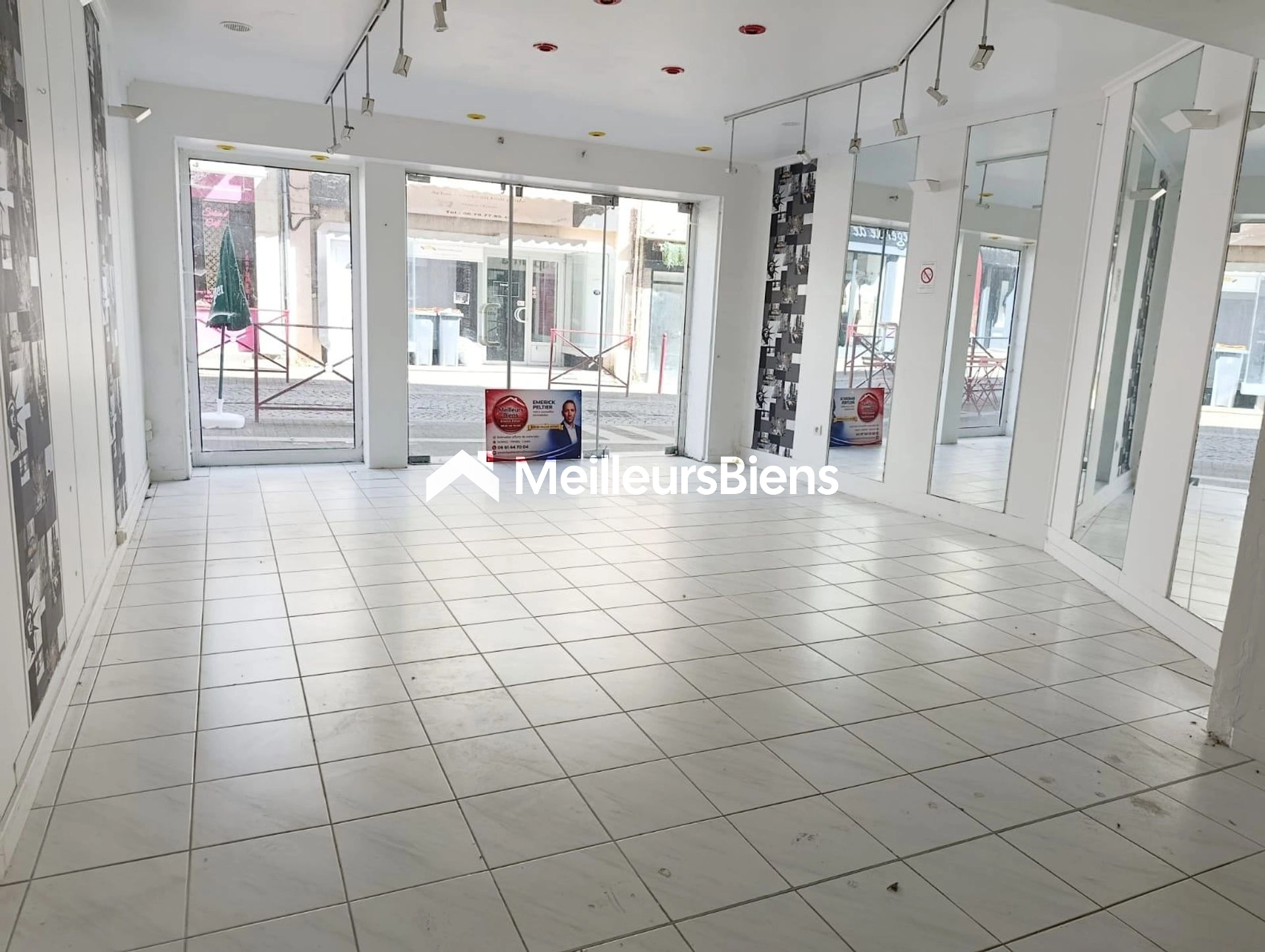 magnifique local commercial avec un appartement en duplex