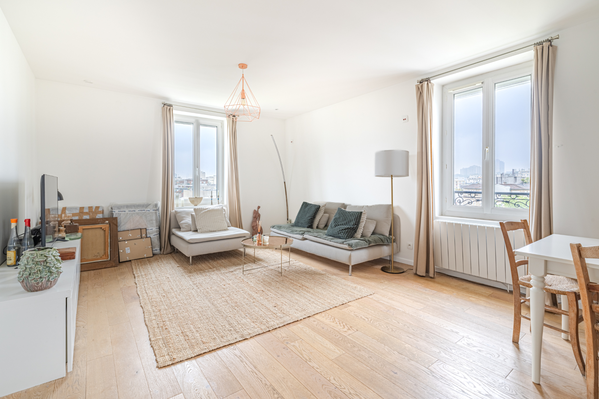 Boulogne-Billancourt – Superbe appartement familial rénové au dernier étage avec ascenseur
