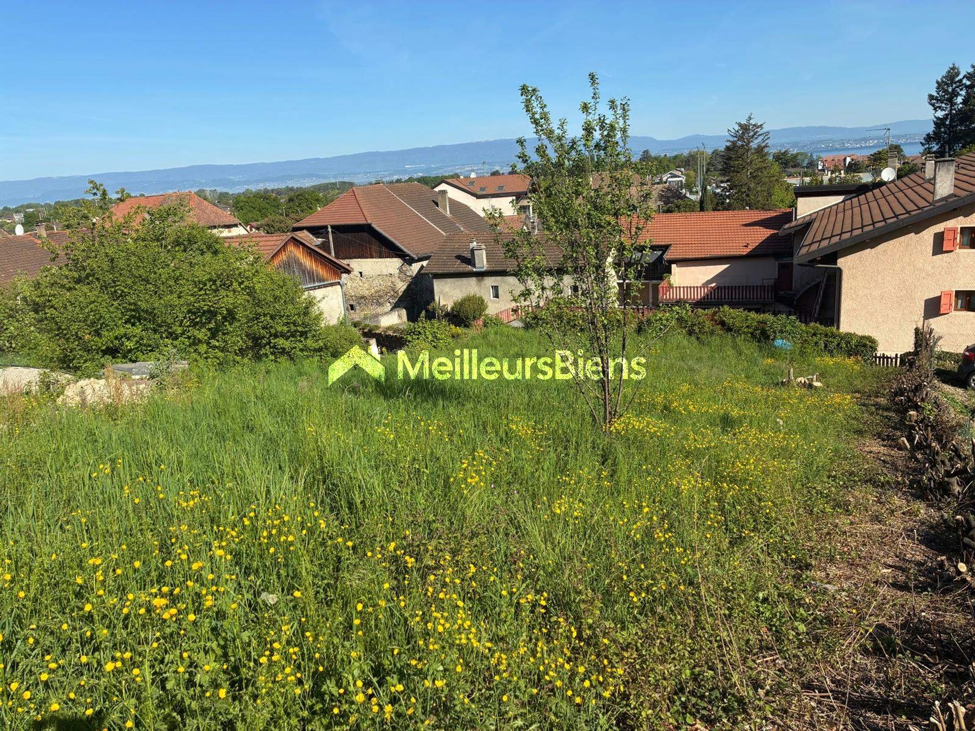 Terrain constructible 484 m² à Amphion-Publier, proche lac Léman