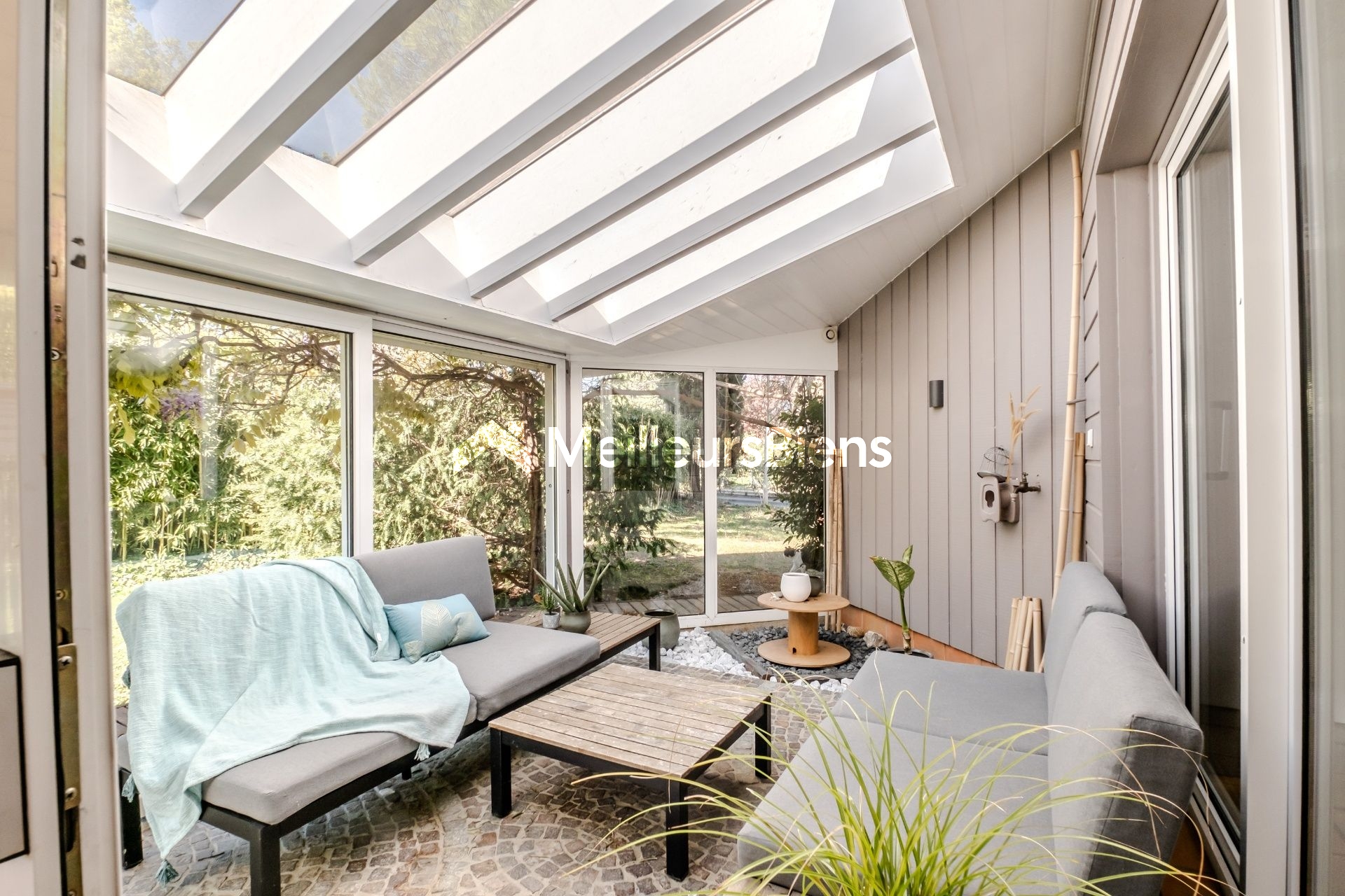 Anthy-sur-Léman proche Genève maison lumineuse avec garage, terrasse et jardin