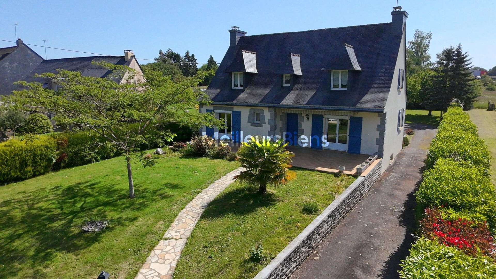 Maison néo-bretonne familiale à Carentoir – 141.97 m² habitables sur terrain clos de 1 306 m²
