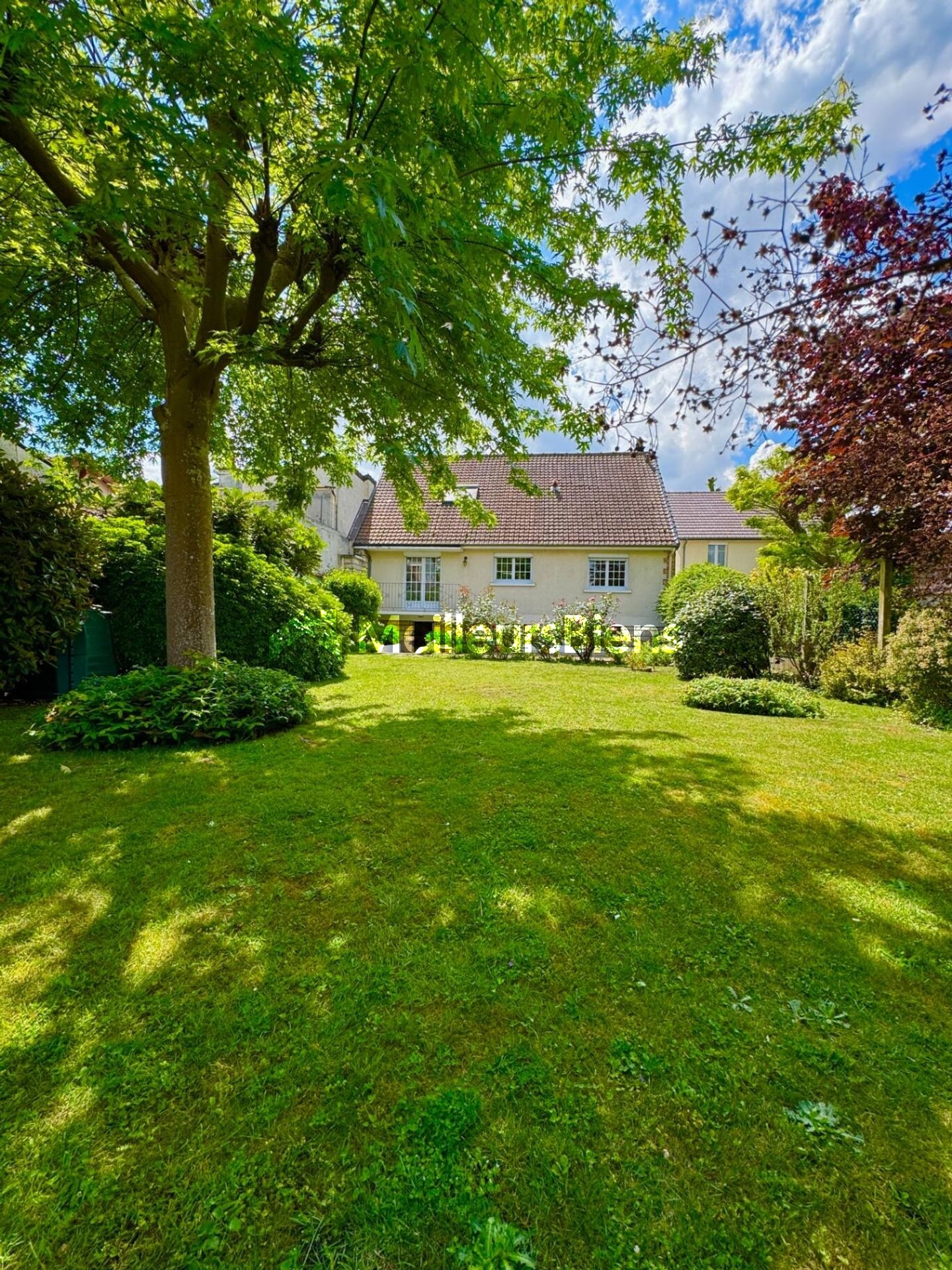 Le Raincy!!! Maison familiale 4 chambres sur + de 475 m² de terrain