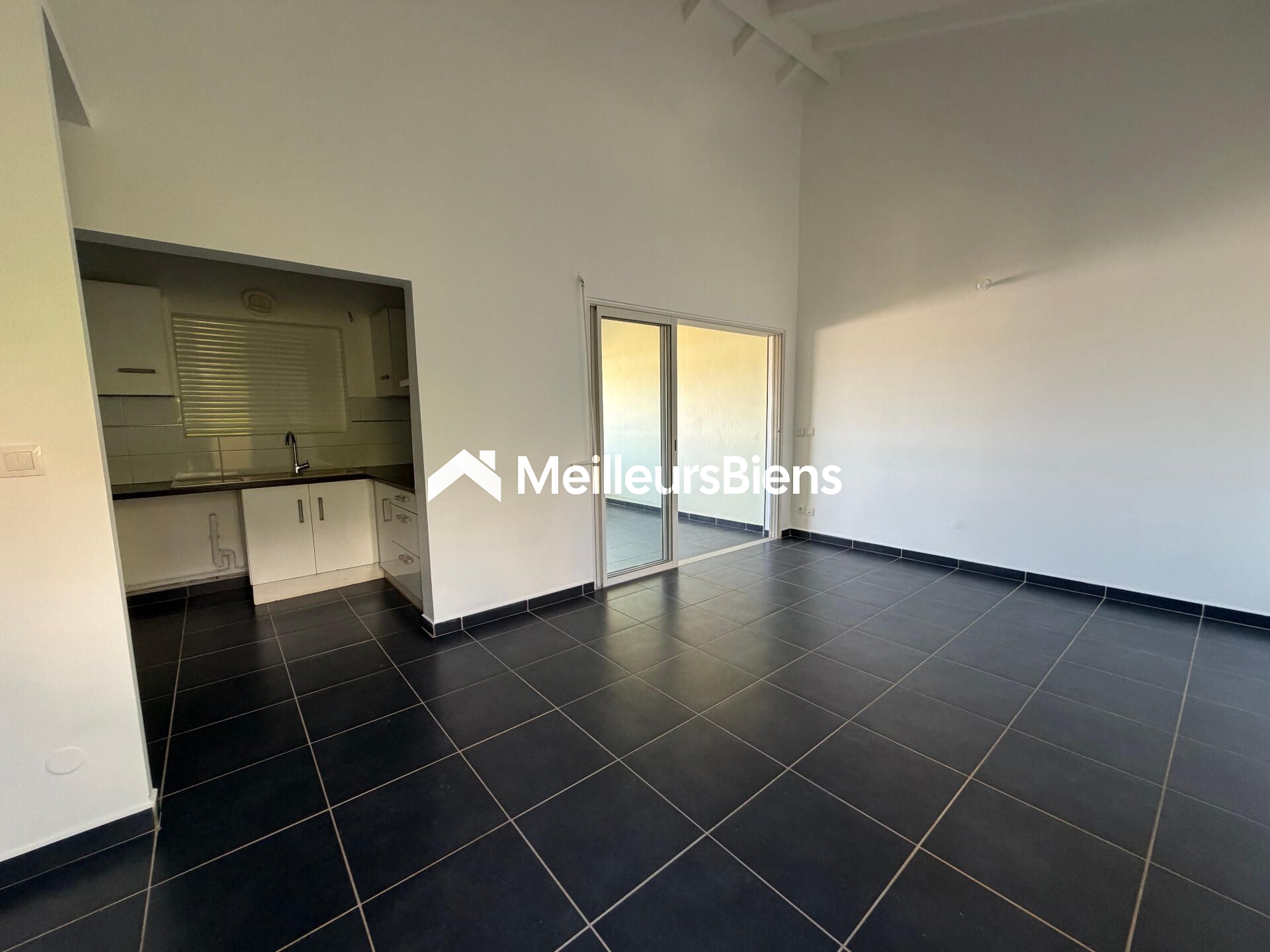 Appartement T2 résidence récente avec piscine