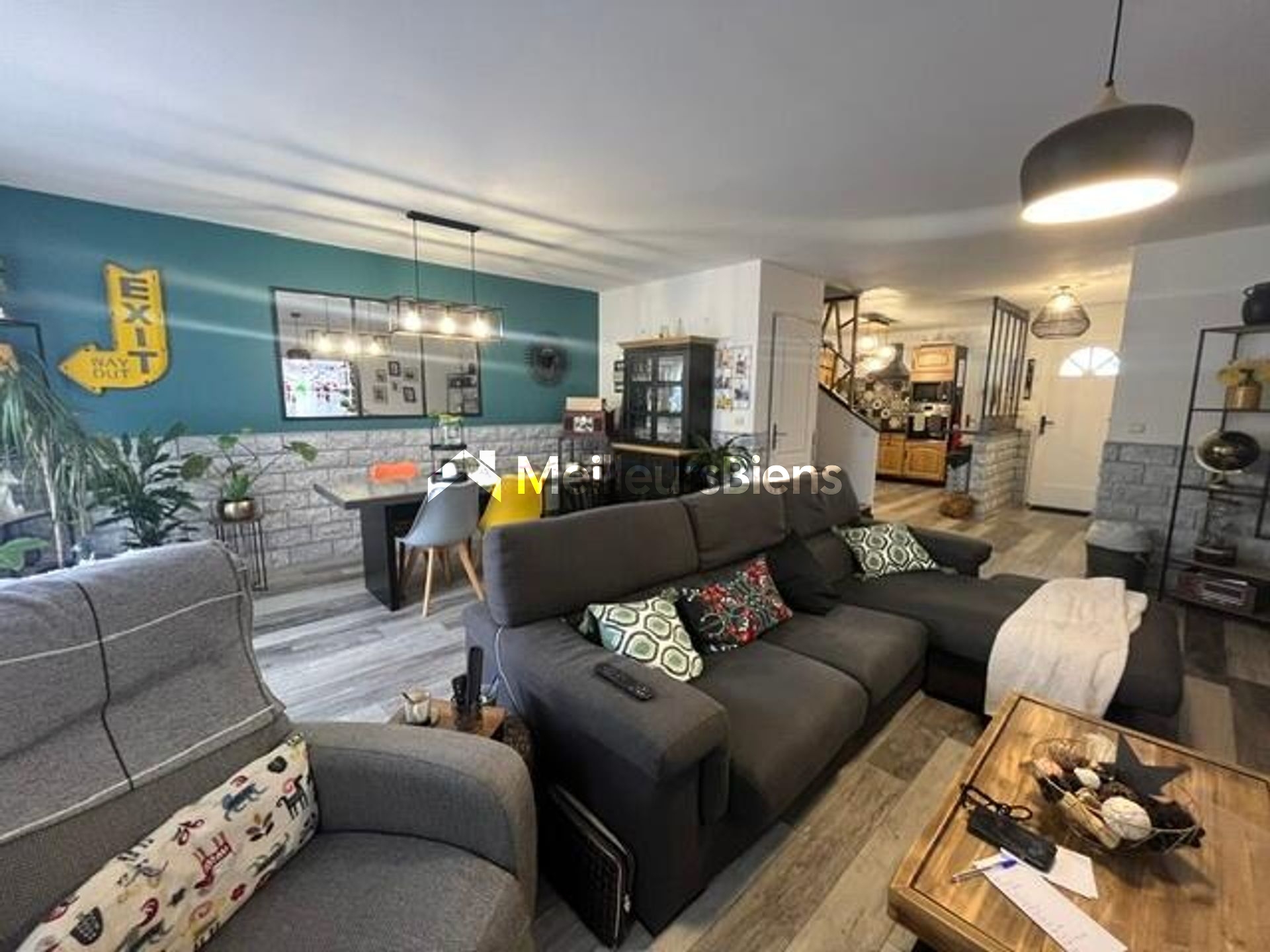 Maison 5 pièces 108 m² avec garage et jardins à Miramas