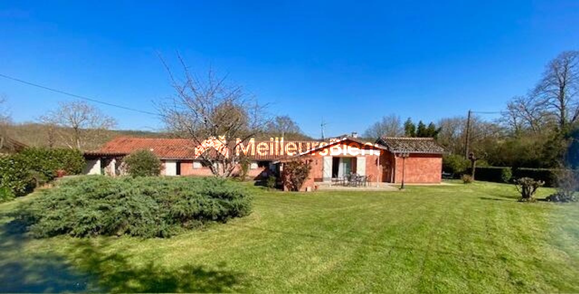 Le Brouilh-Monbert -Joli plain-pied de 140m2, jardin clos et garage!