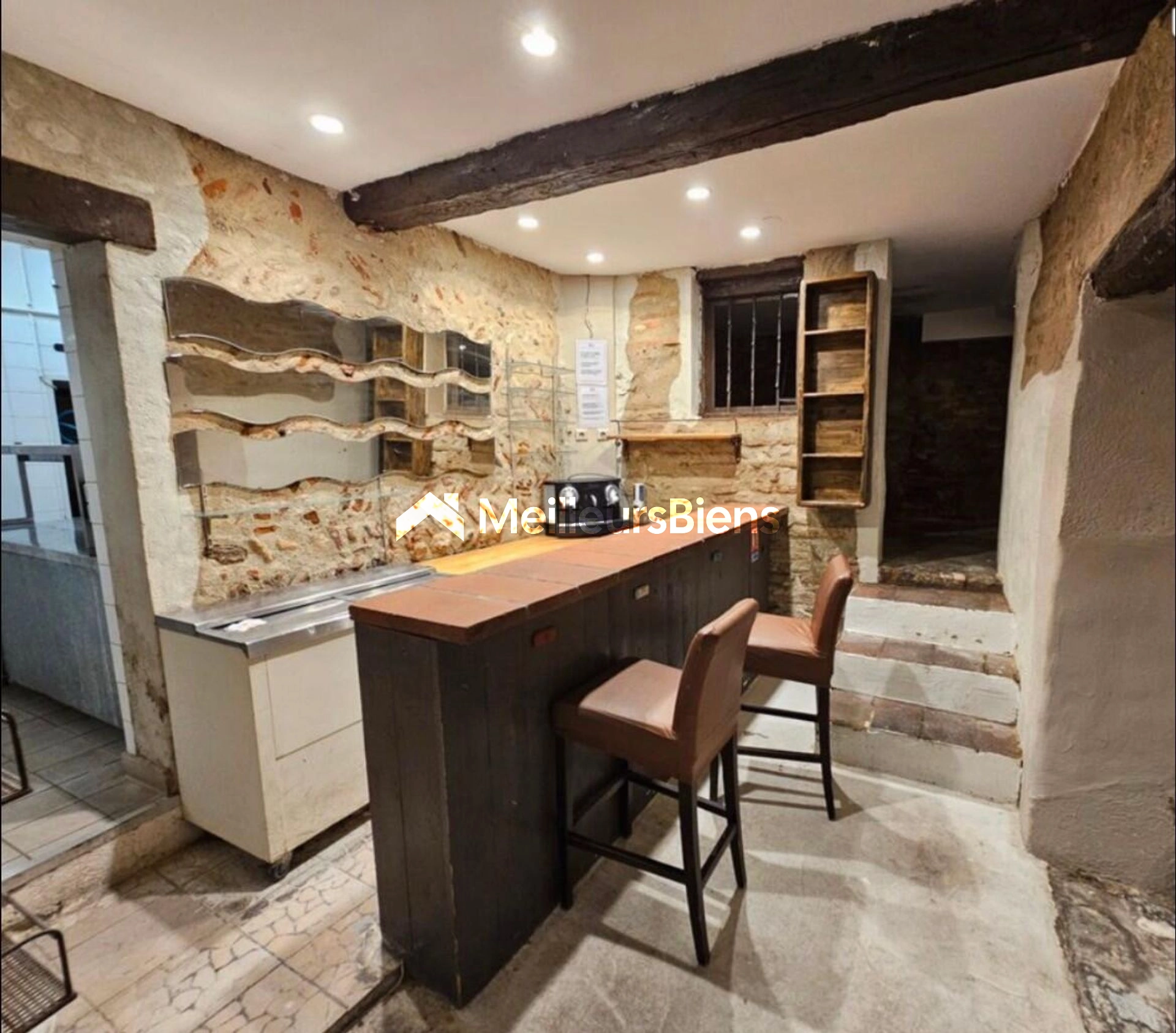 Bail commercial (850€/mois)  , Restaurant ou laboratoire de cuisine , secteur Augustins