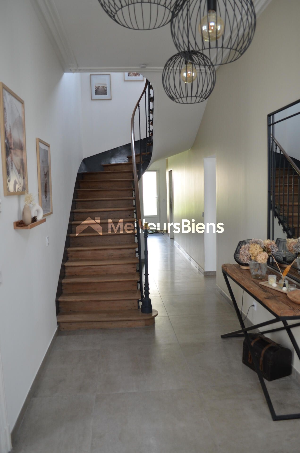 Maison de Maître de 220 m² rénovée, Mamers centre ville