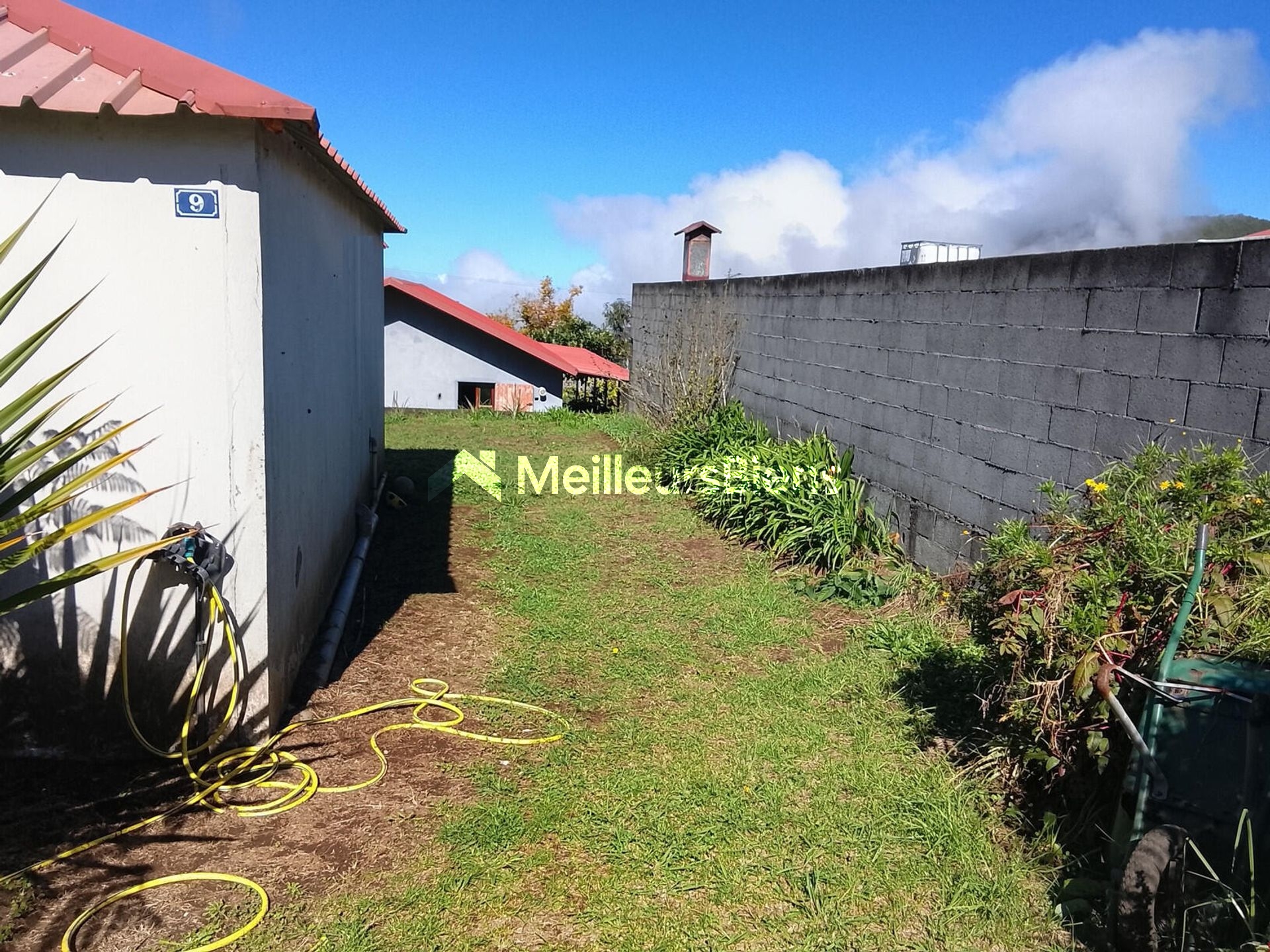 Maison F6 de plain pied, Terrain 312m2, ST JOSEPH 97480 /120 000€