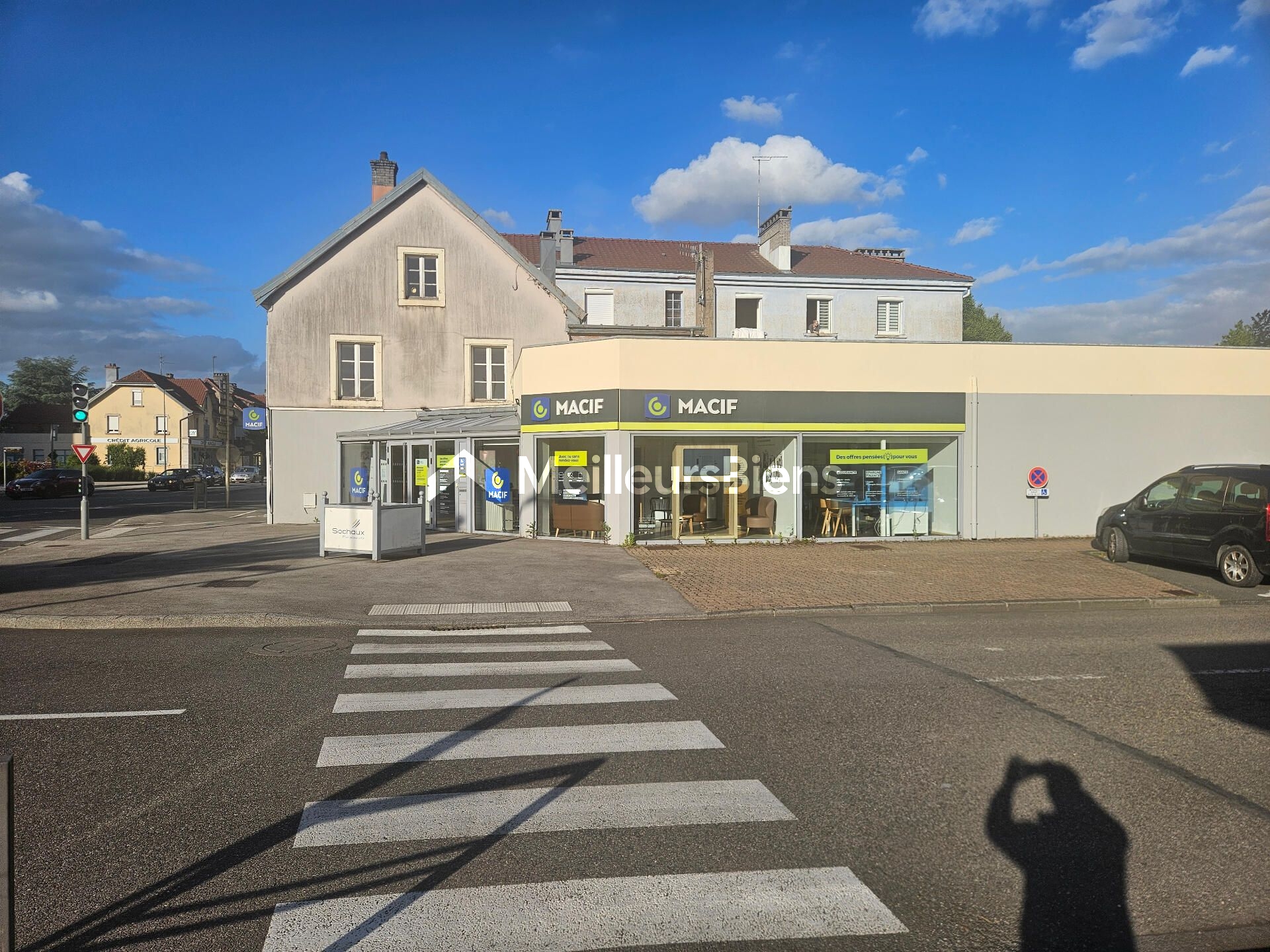 opportunité sur Sochaux enseigne nationale mur a vendre